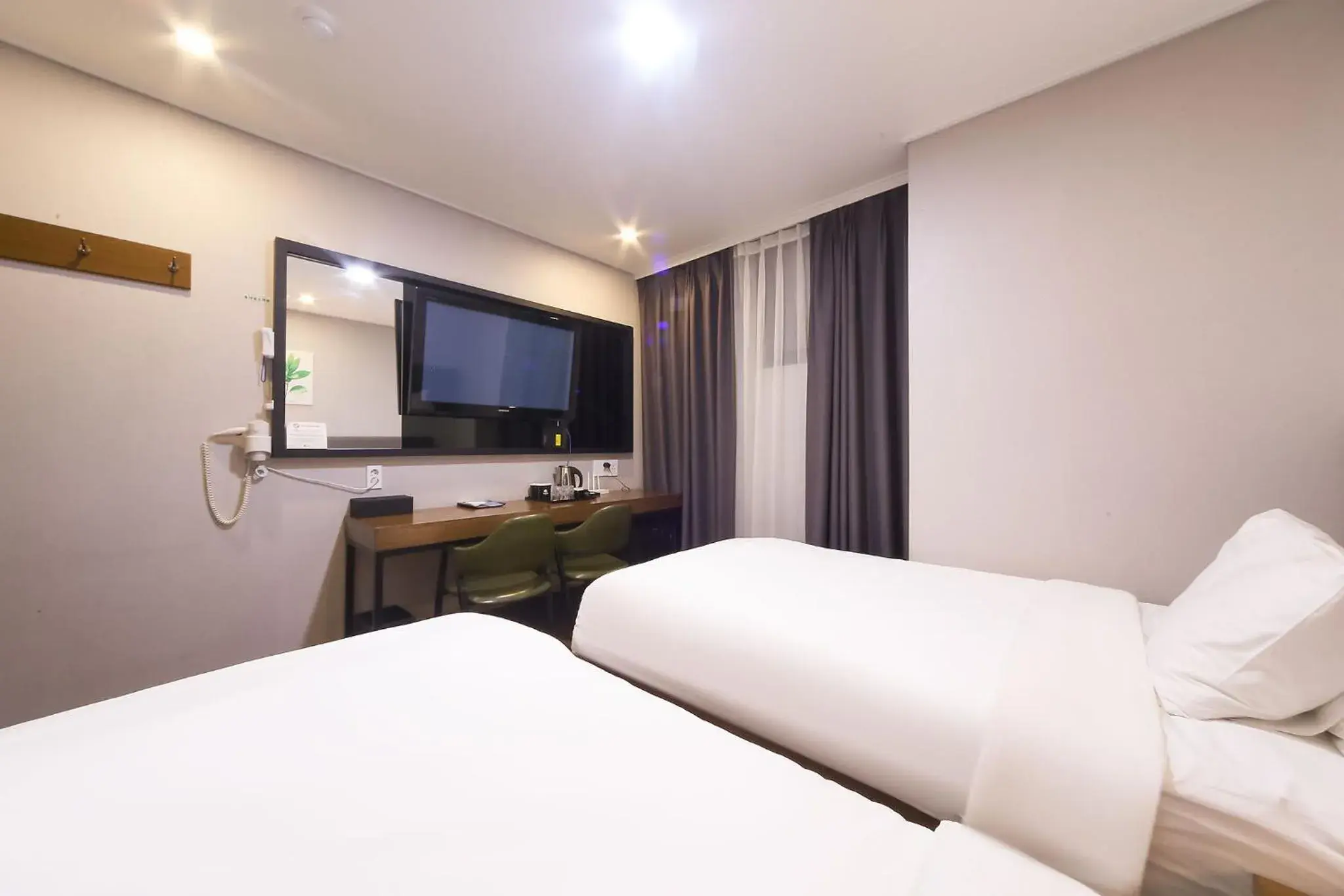 Bedroom, Bed in The BS Hotel Busan Station Bedroom, Bed in The BS Hotel Busan Station