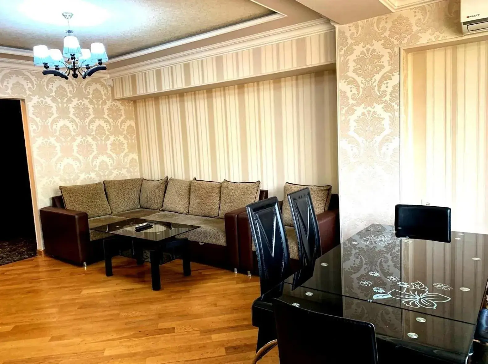 Perte House Apartment's on Khorenatsi street 25 Perte House Apartment's on Khorenatsi street 25