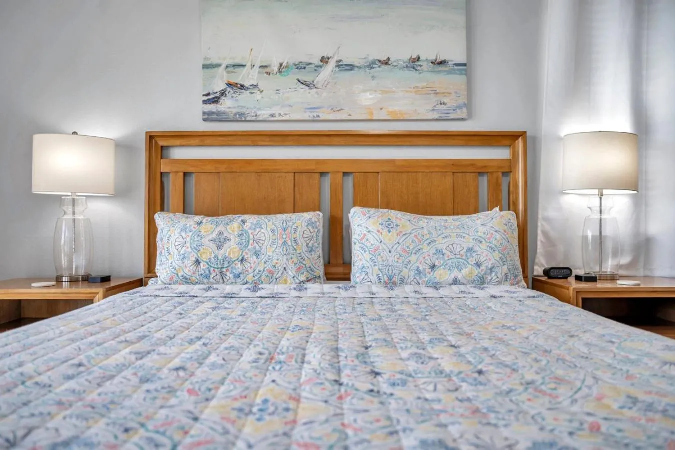 Bed in Harborview Grande Unit 207