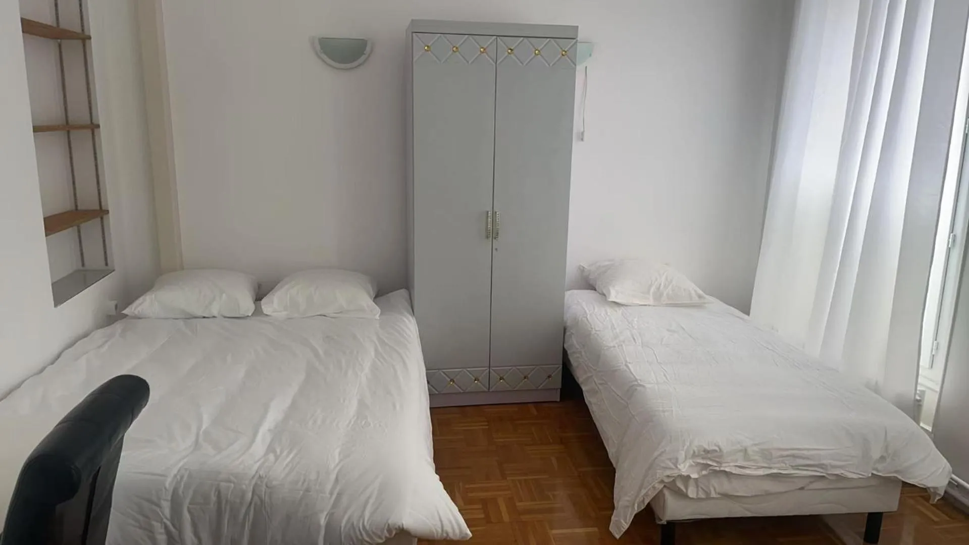 Bed in Votre Maison Lointaine