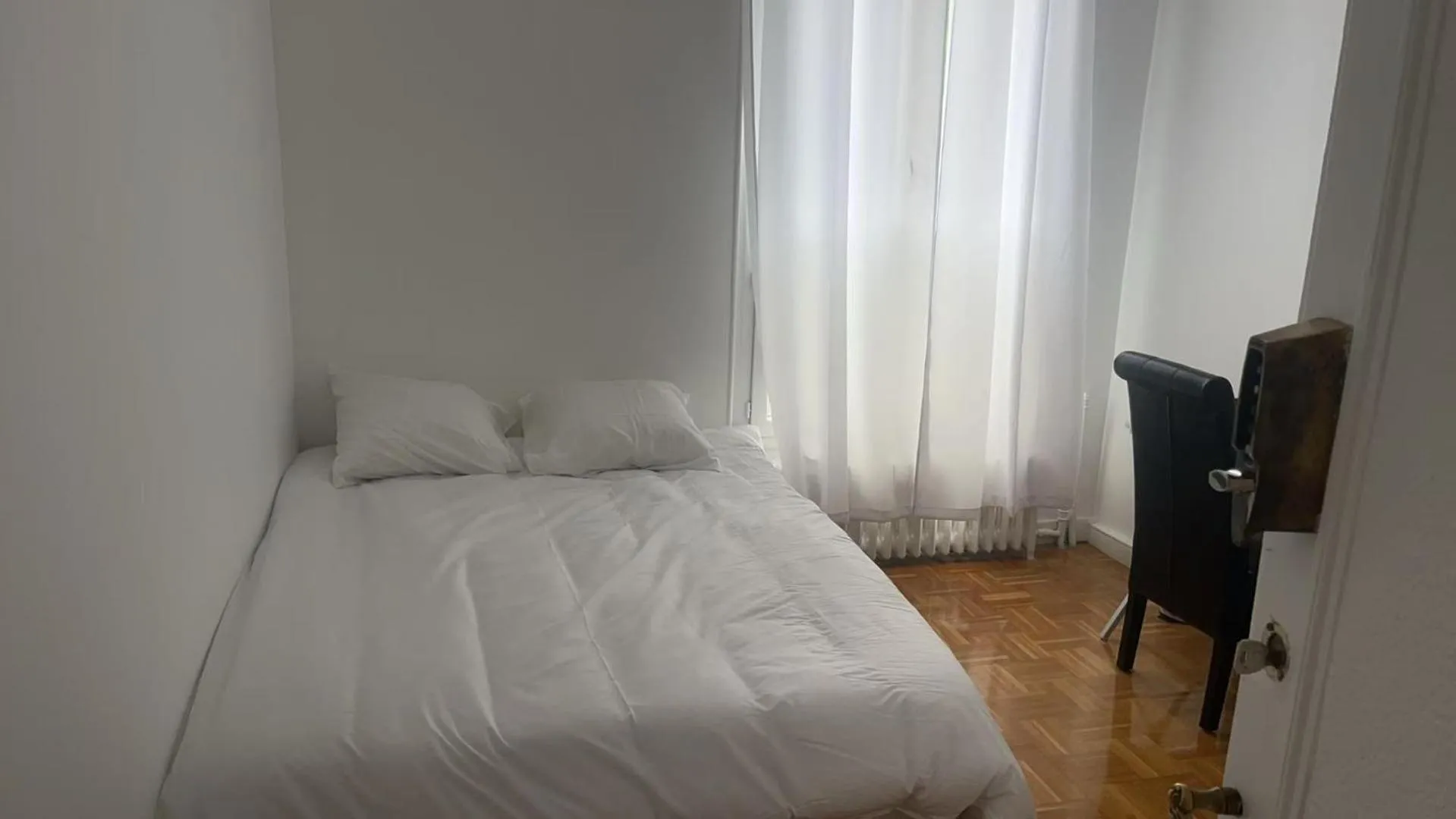 Bed in Votre Maison Lointaine