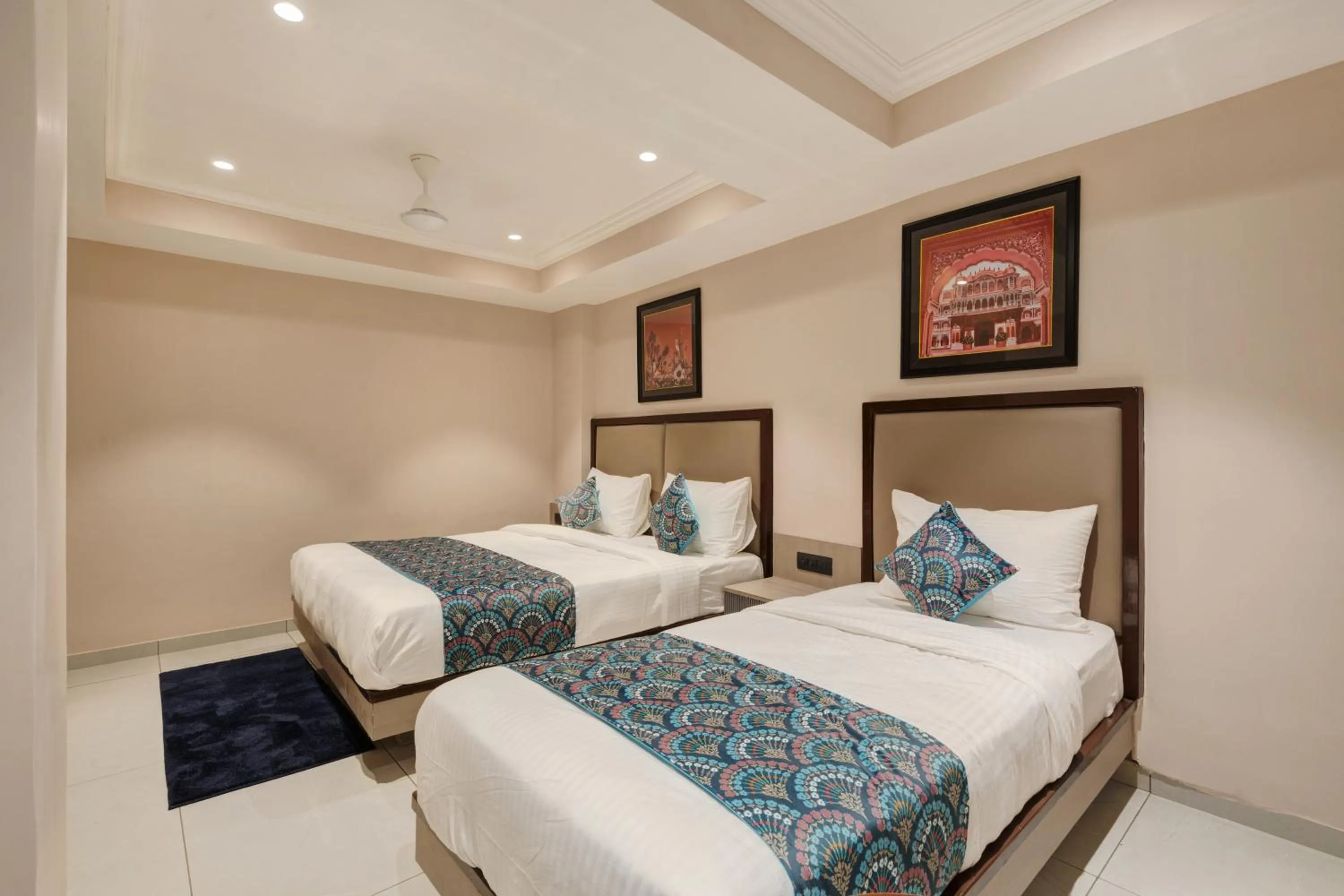 Bedroom, Bed in Hotel Royal Time