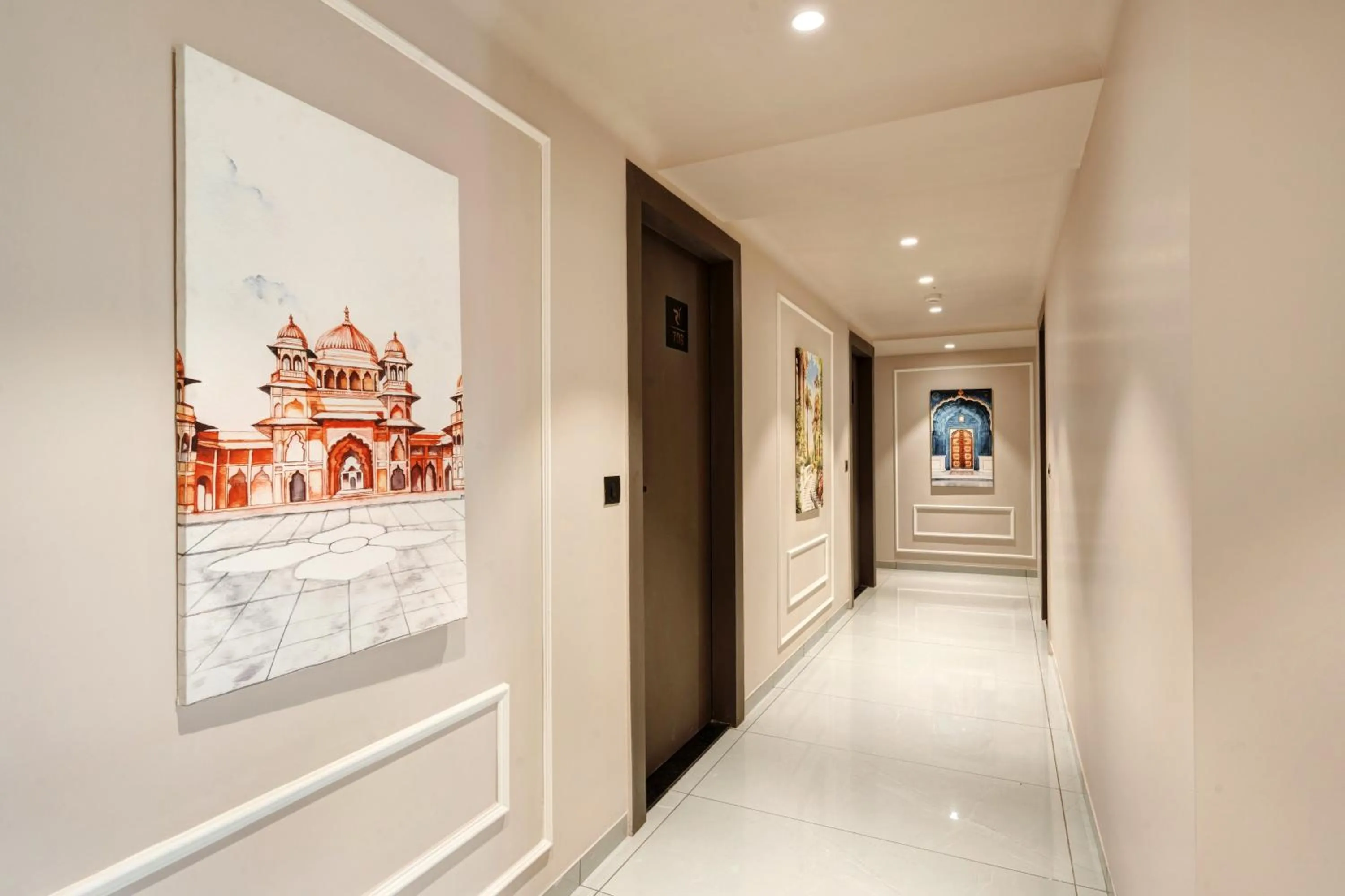 Property building in Hotel Royal Time