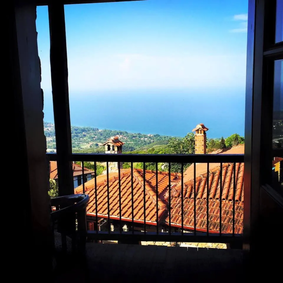 Day in Enastron Guesthouse