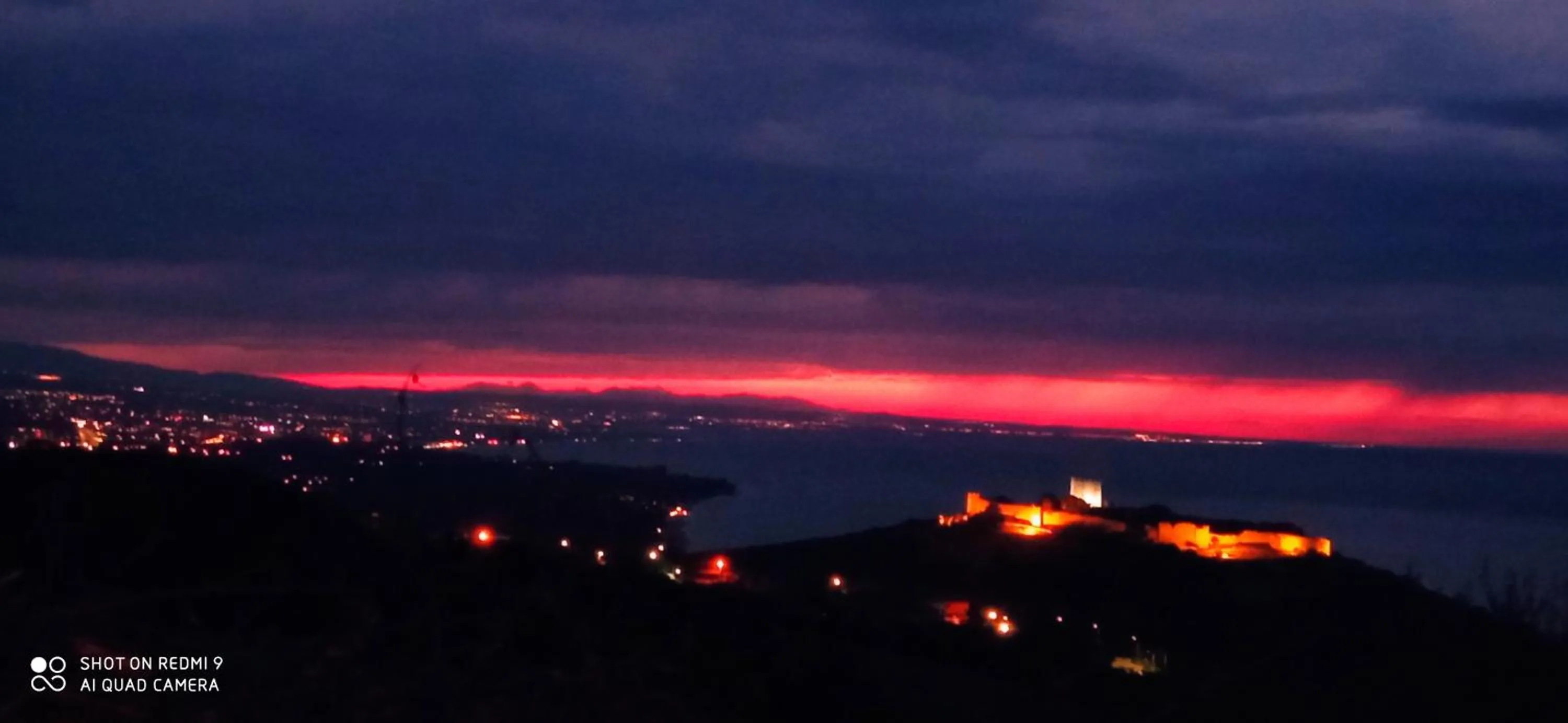 Restaurant/places to eat in Enastron Guesthouse