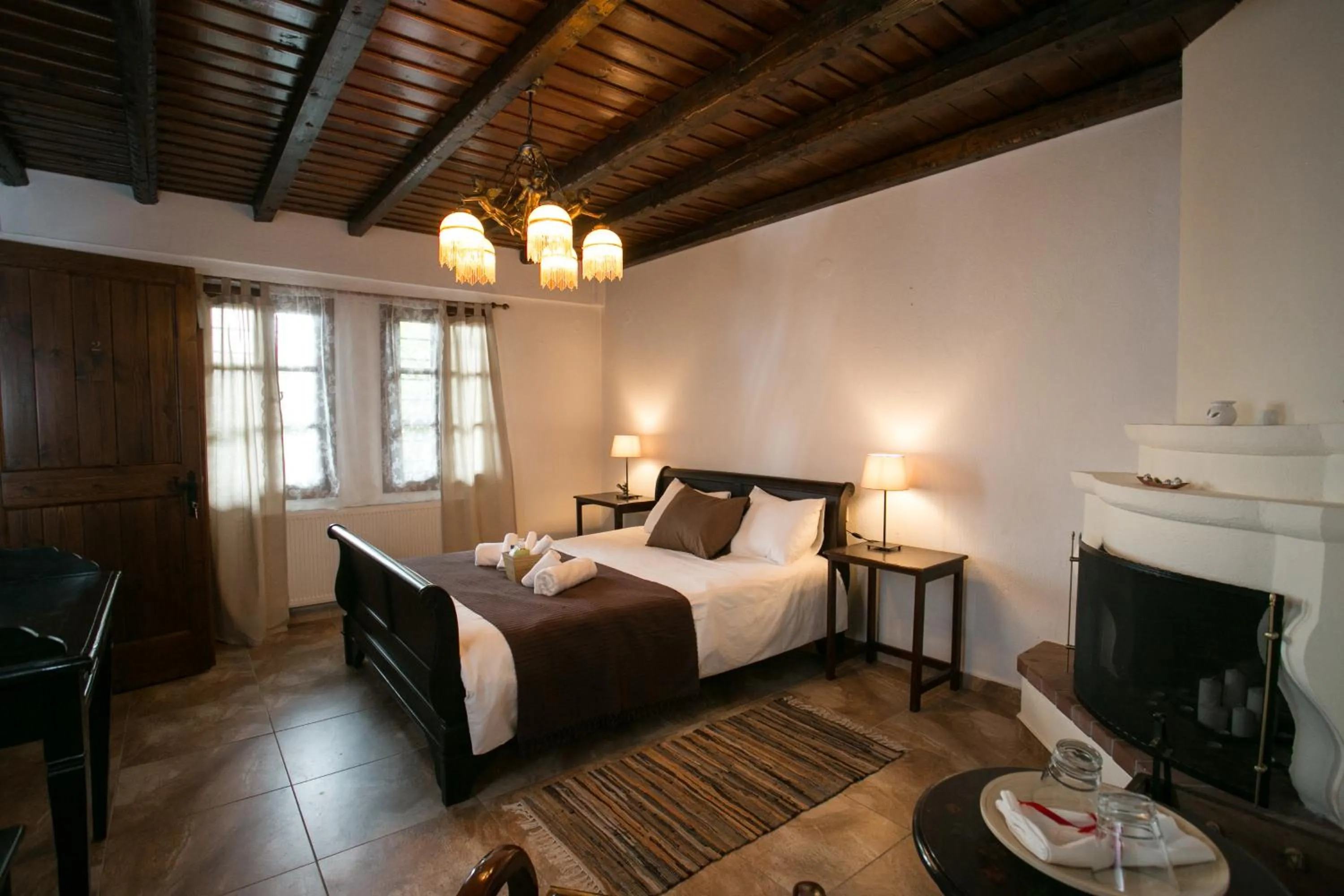 Day, Bed in Enastron Guesthouse