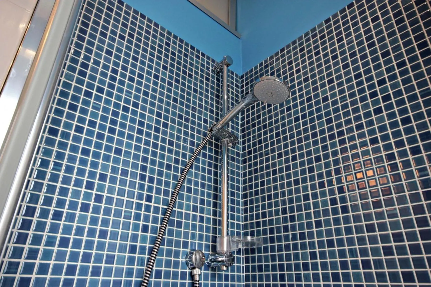 Shower in B&B Clelia