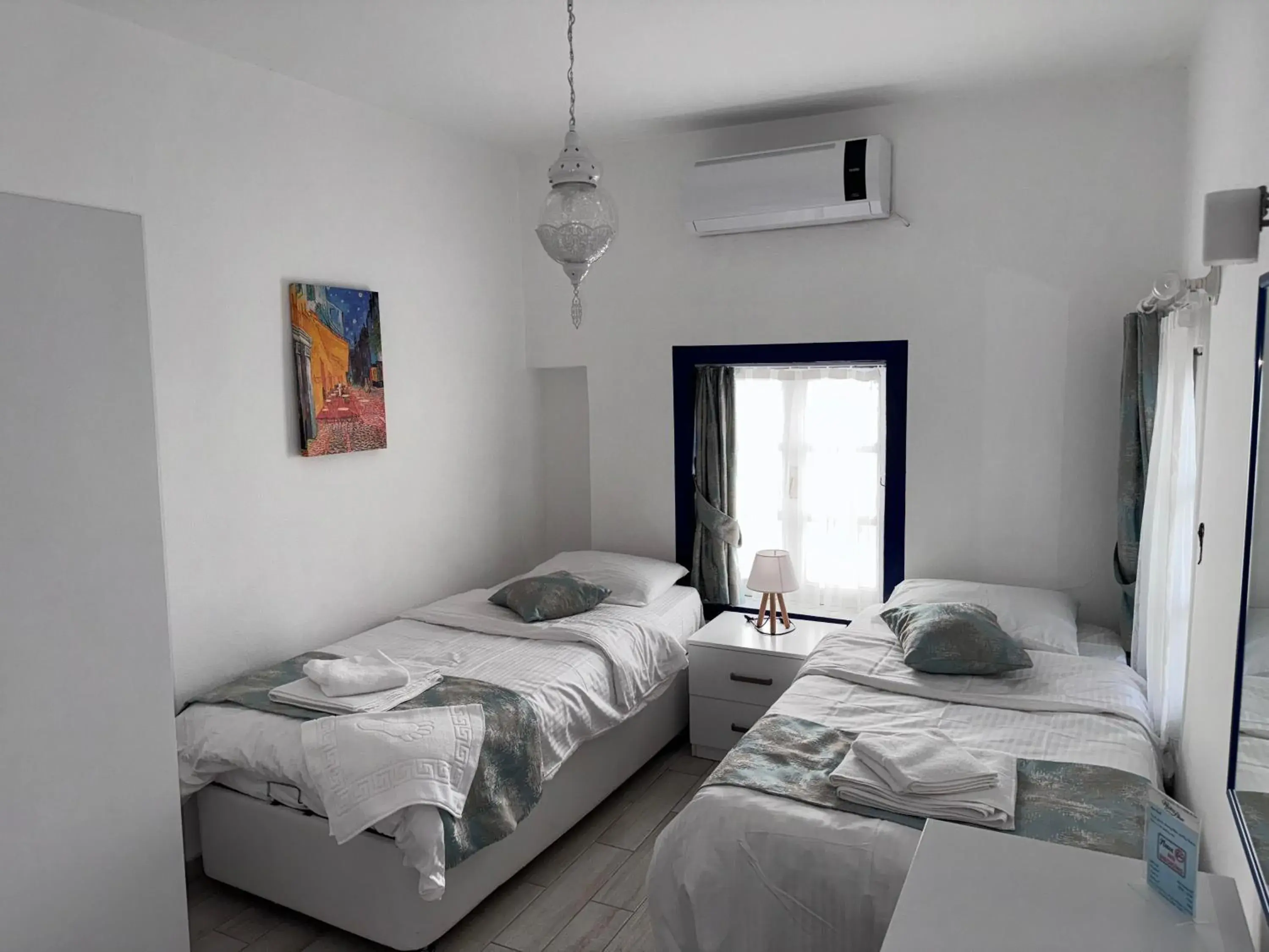 Standard Twin Room in White and Blue Bodrum Standard Twin Room in White and Blue Bodrum
