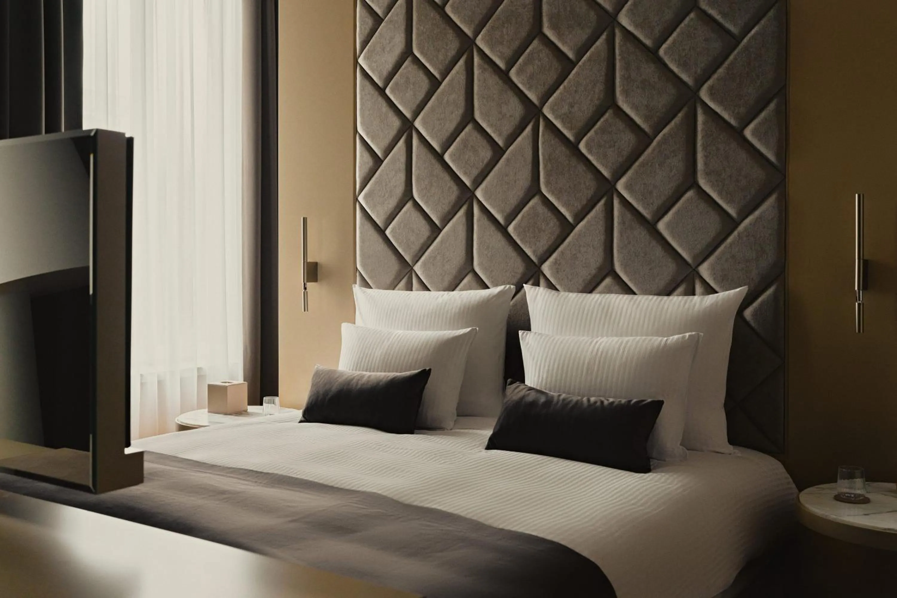 Bed in Hotel Blow Up Hall