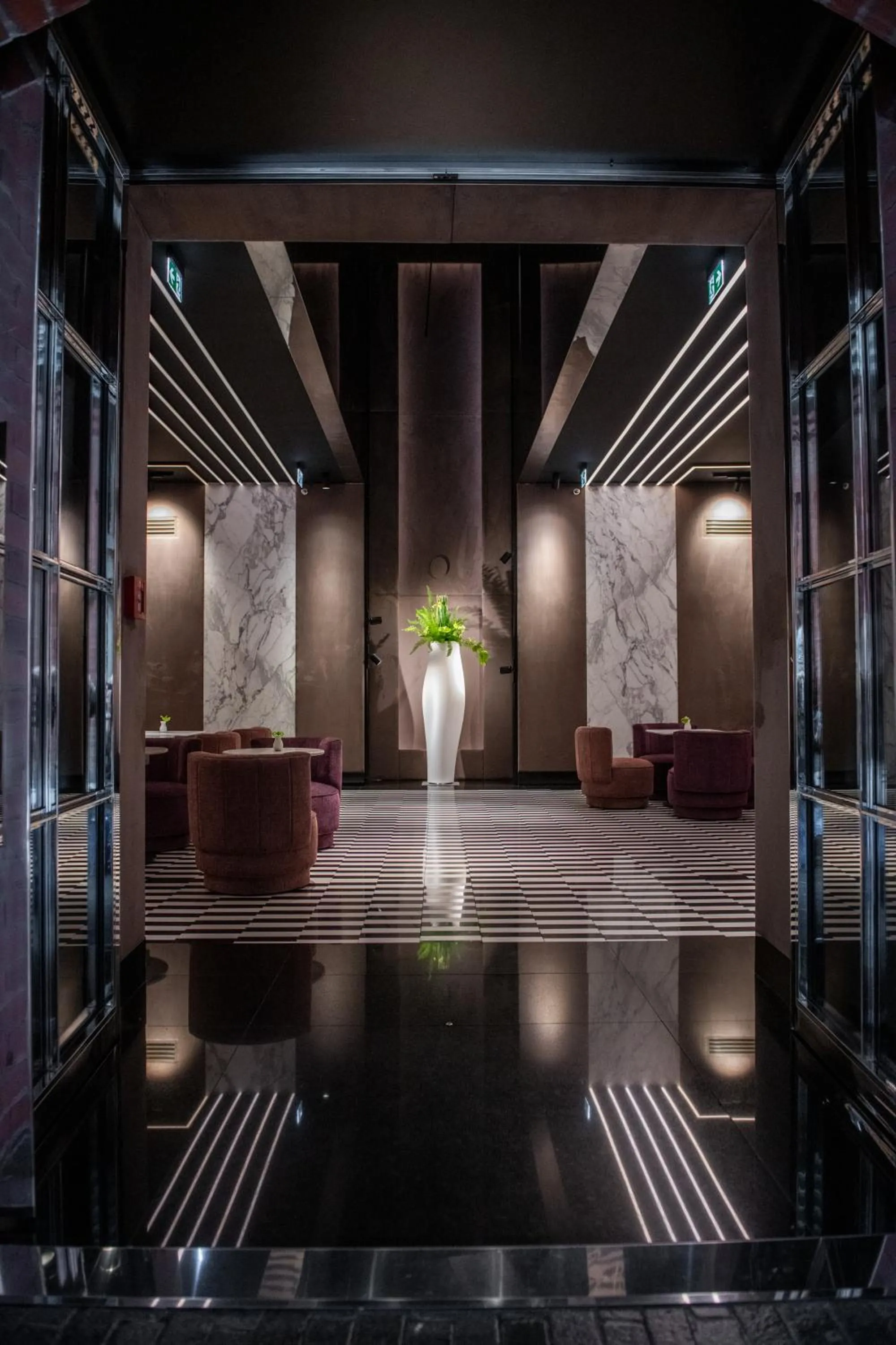 Hotel Blow Up Hall