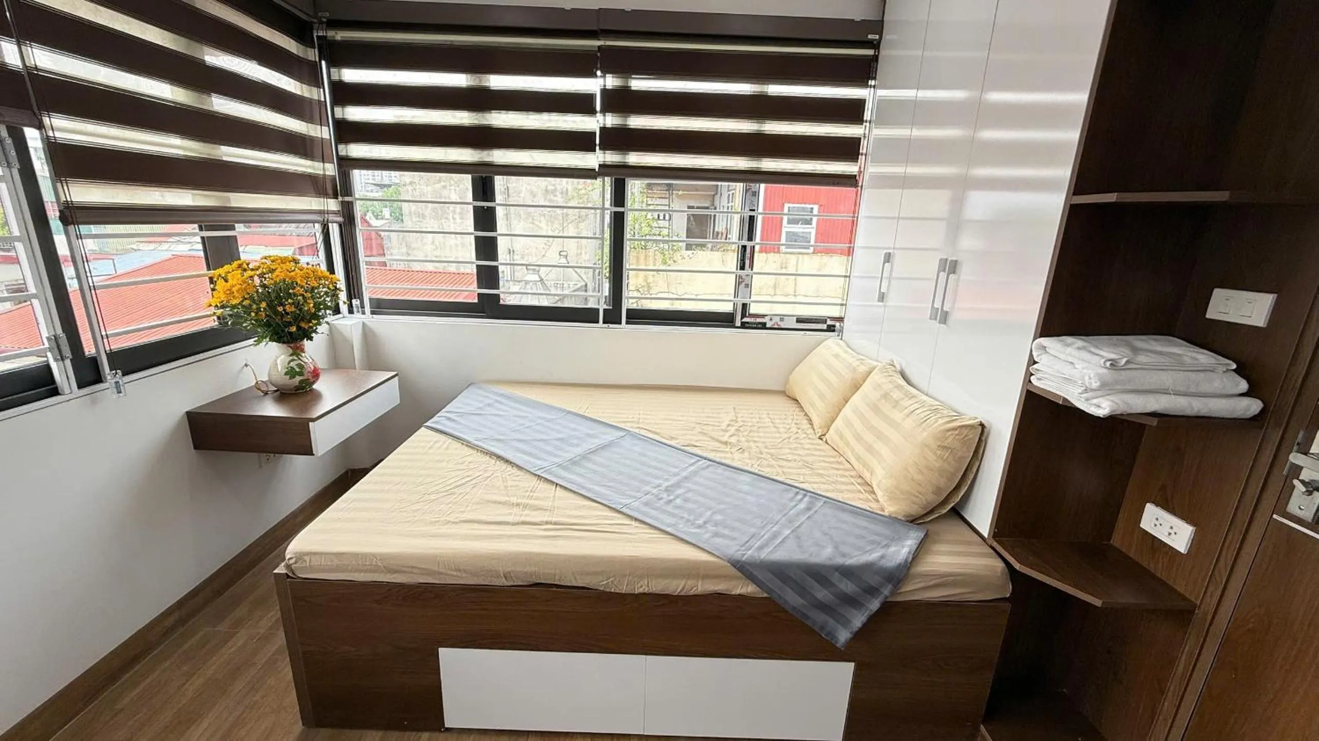 Bed in Era Apartment 491 De La Thanh
