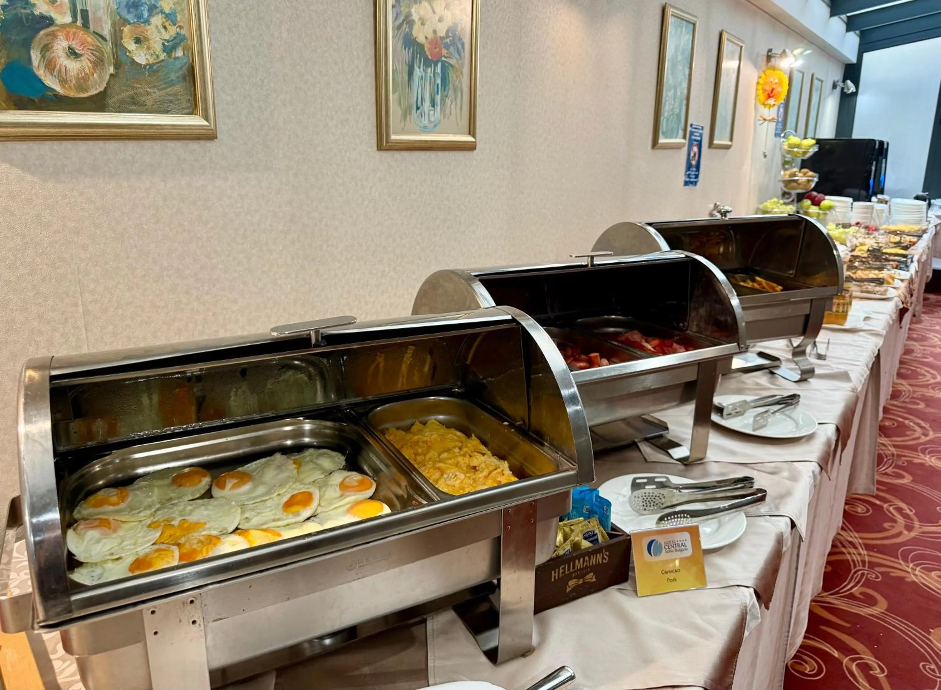 Buffet breakfast in Central Hotel Sofia