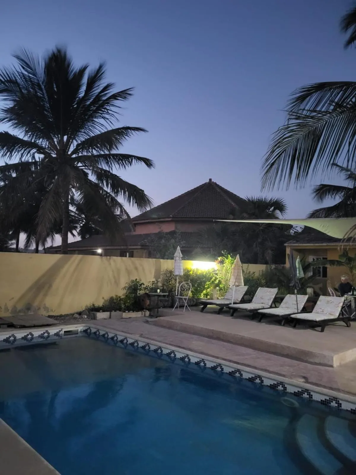 Auberge LE DJEMBE