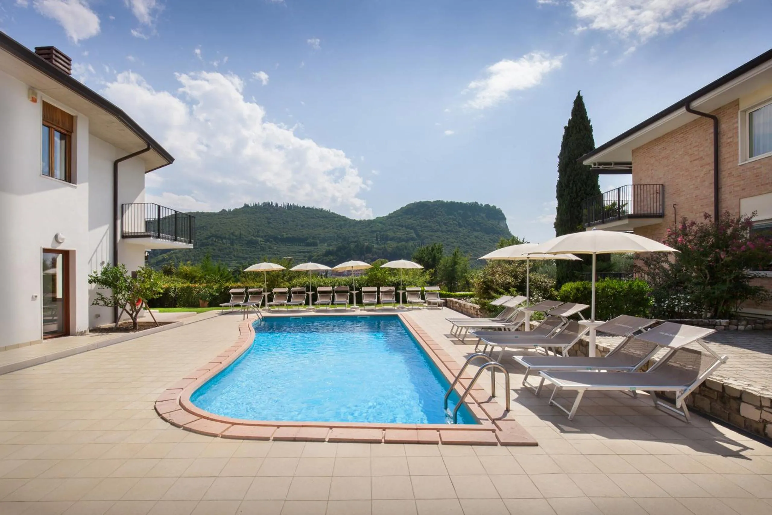 Ca' Le Terrazze With Pool