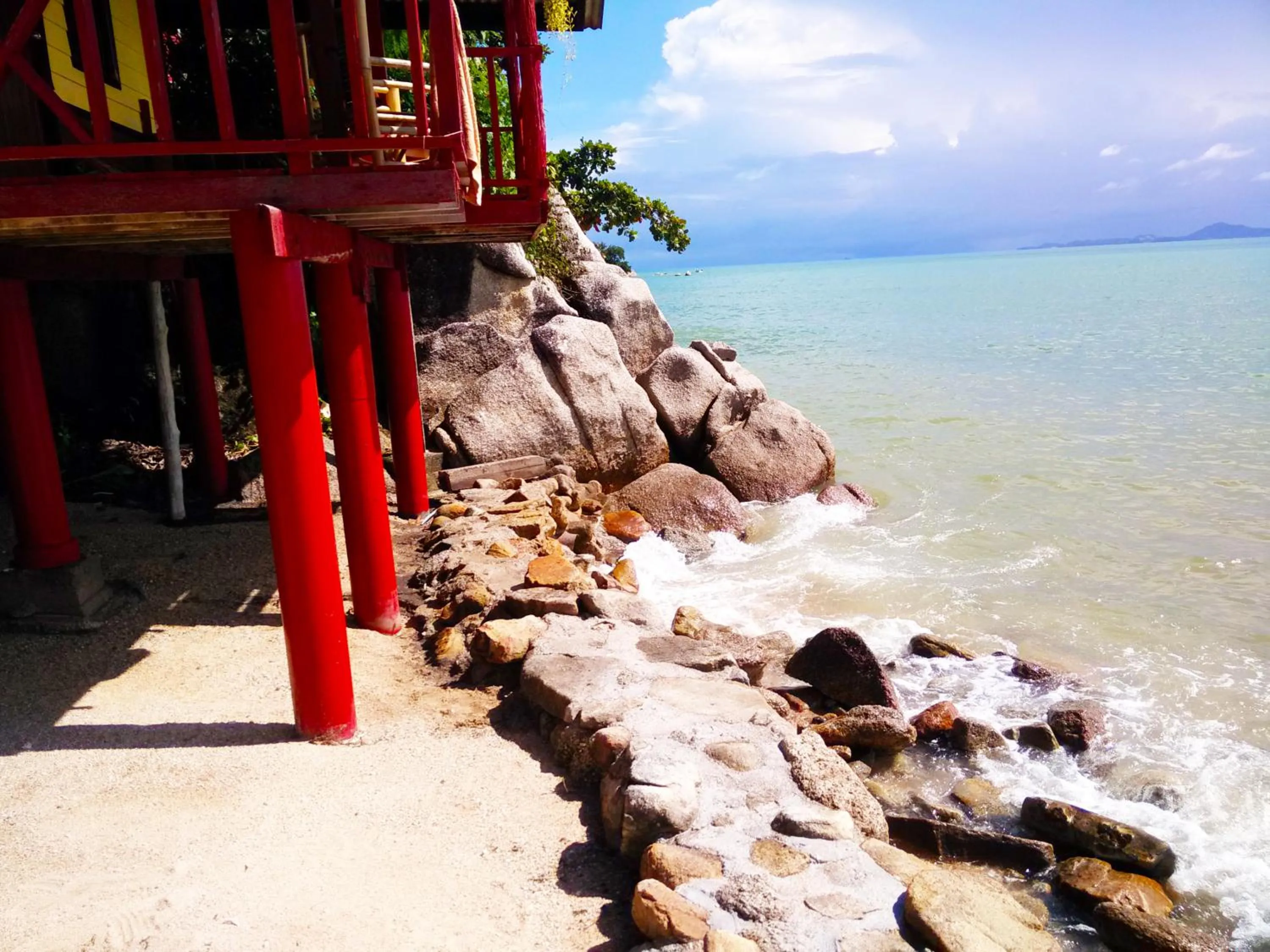 Day in Golden Beach Resort Koh Phangan