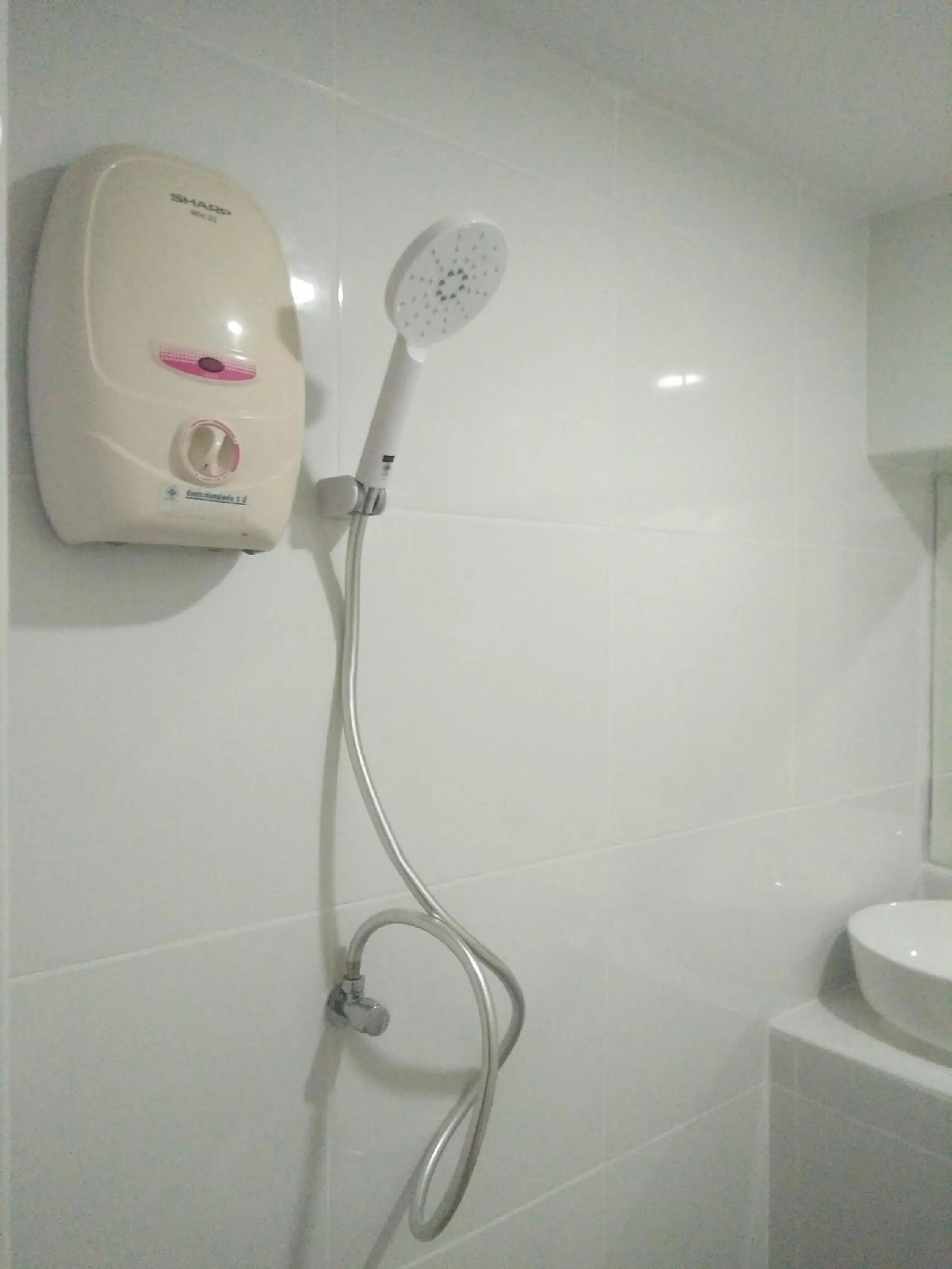 Bathroom in Golden Beach Resort Koh Phangan