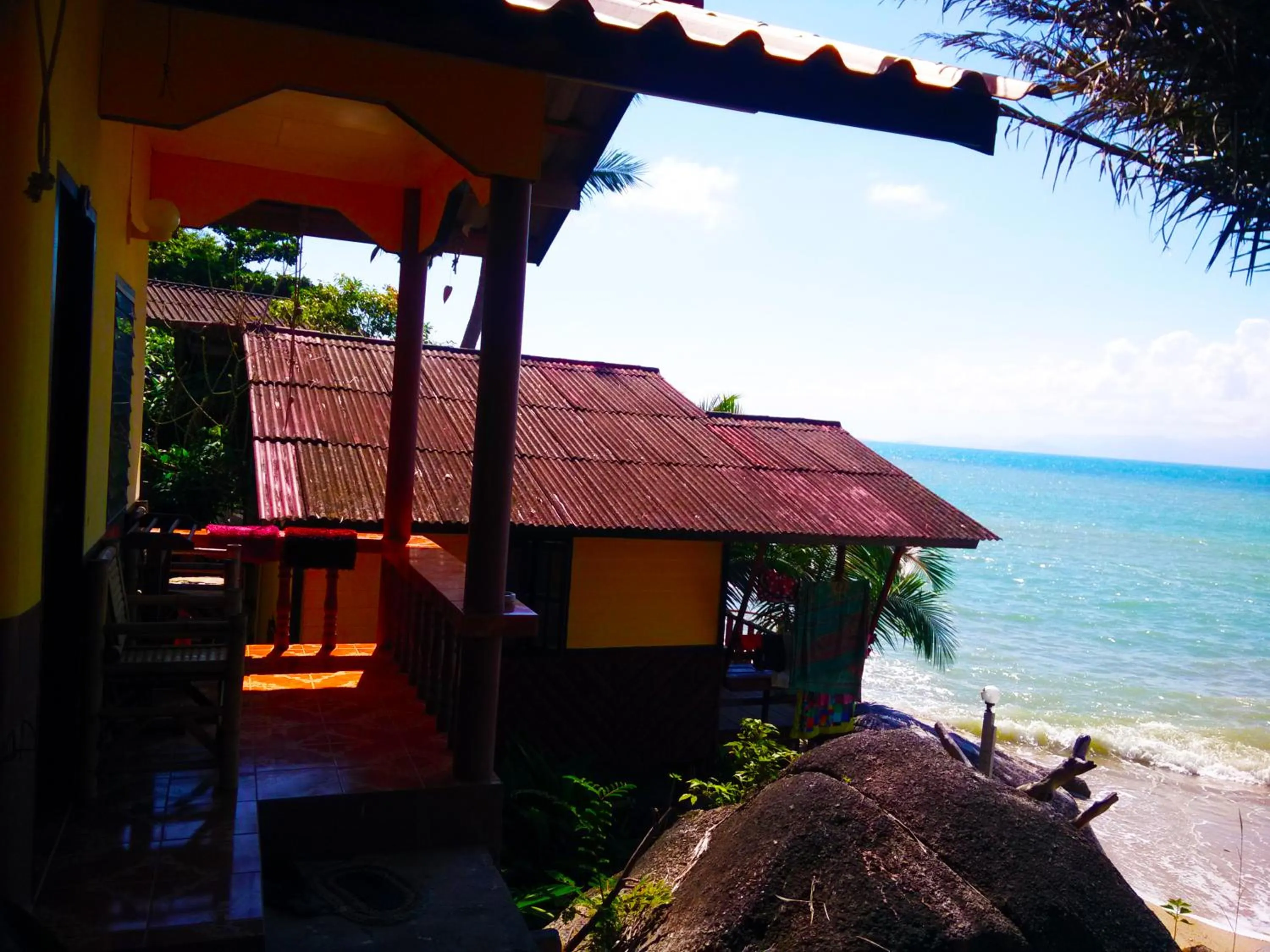 Day in Golden Beach Resort Koh Phangan