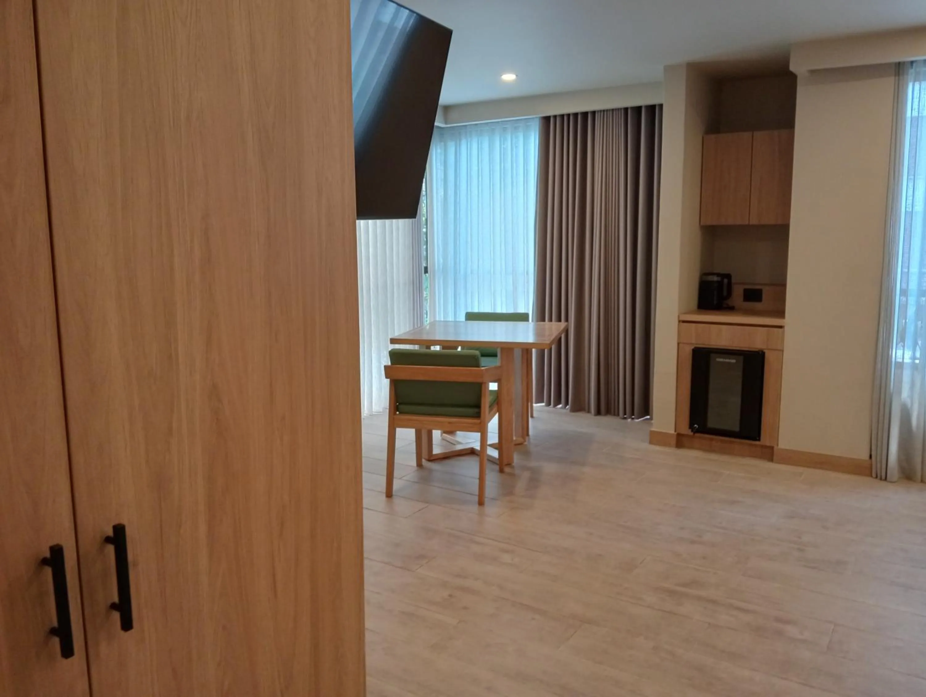 Photo of the whole room in Hotel Rulay Medellin