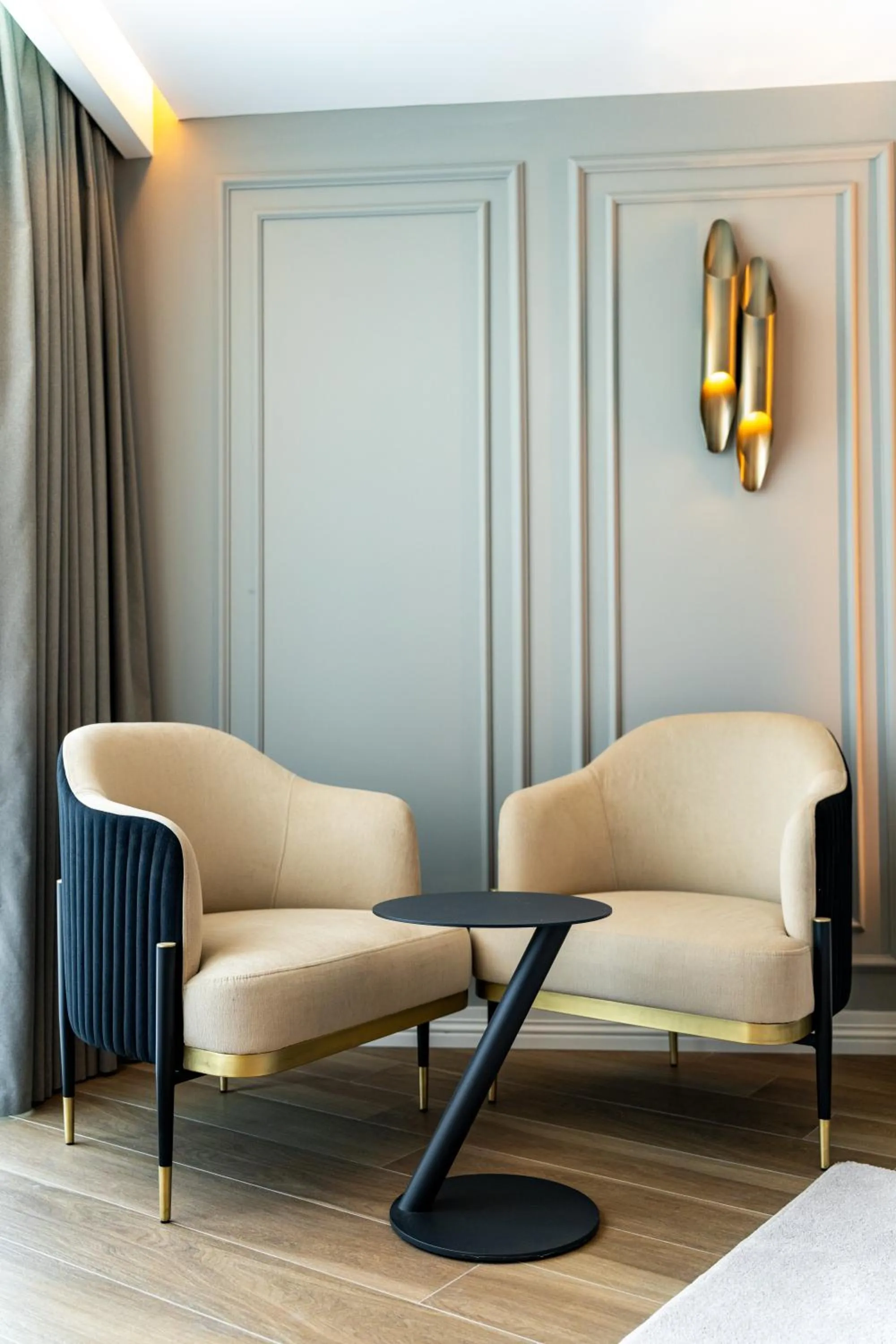 Seating area in Qlusive Hotel