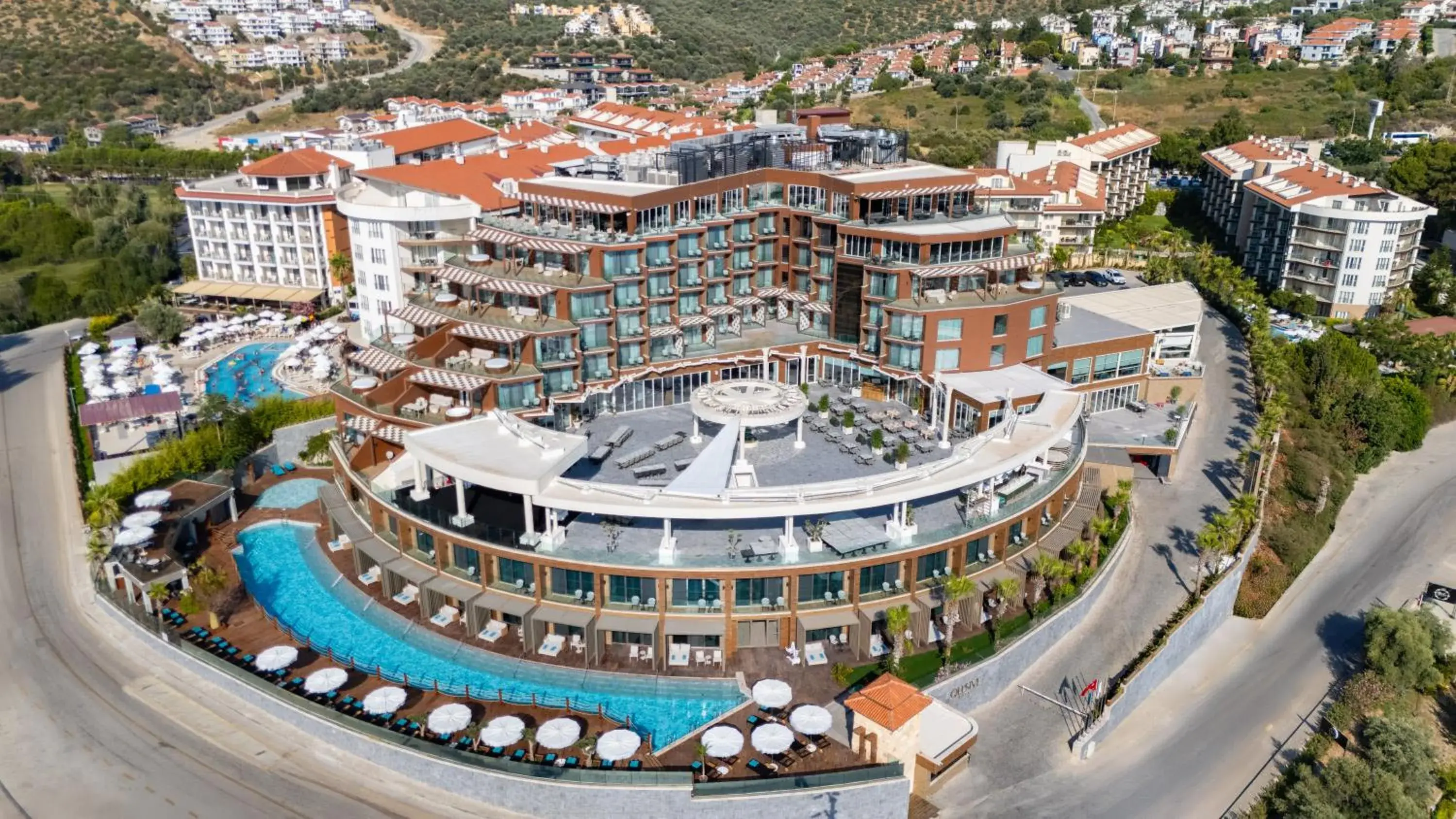 Property building in Qlusive Hotel Property building in Qlusive Hotel