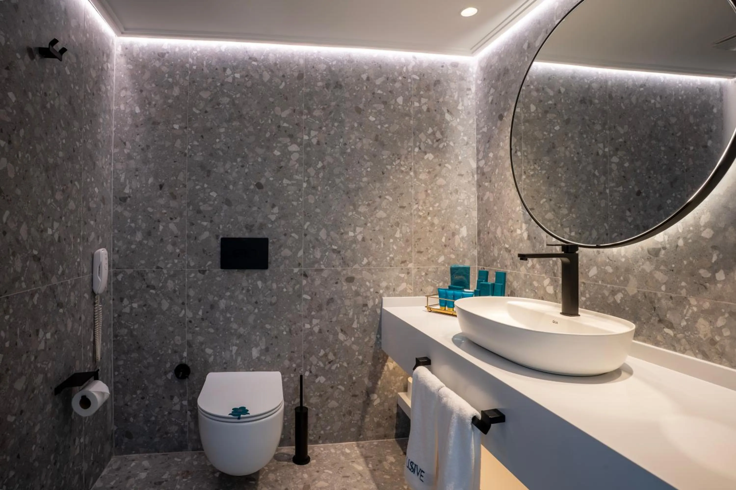 Bathroom in Qlusive Hotel