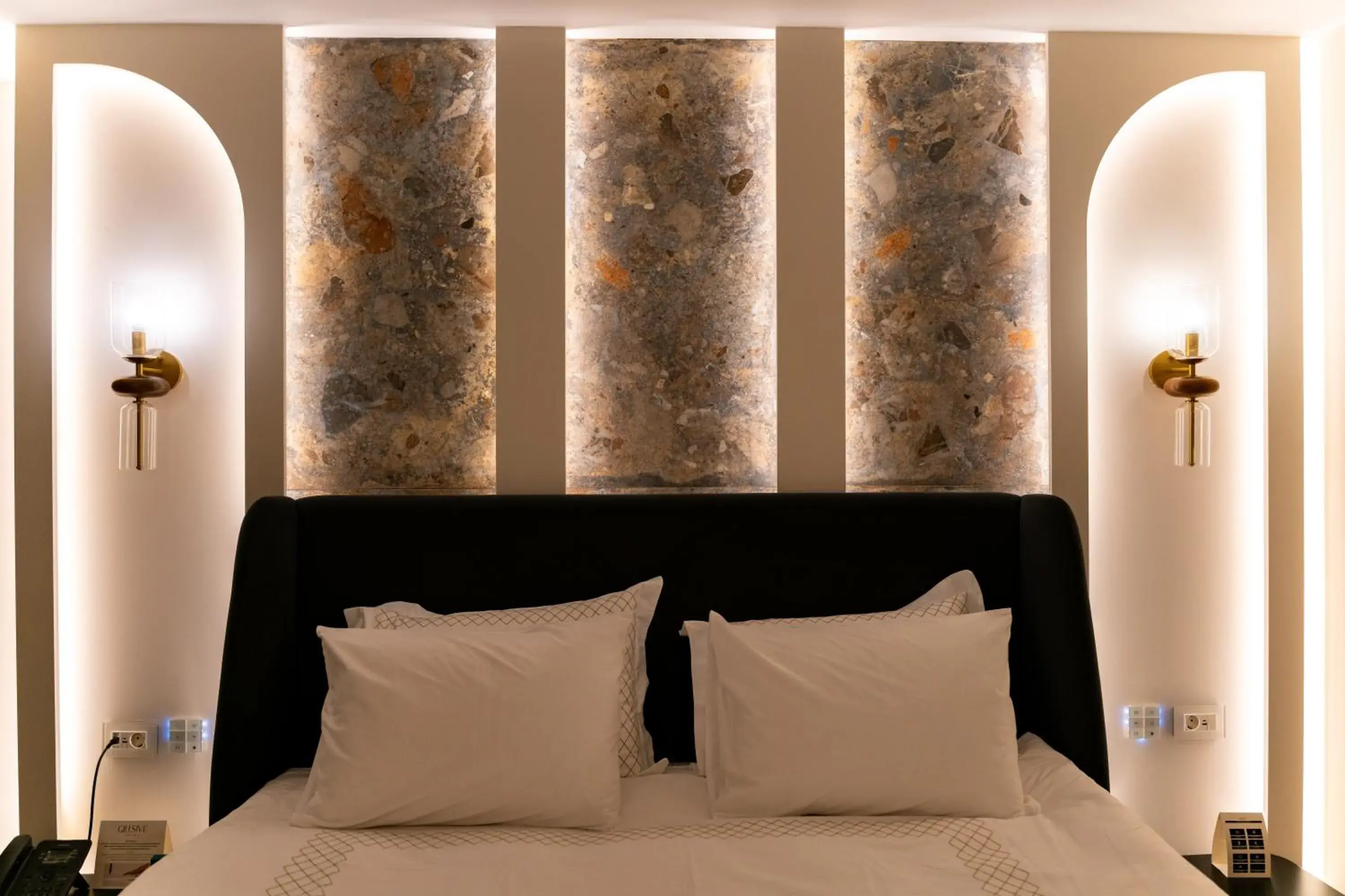 Bed in Qlusive Hotel Bed in Qlusive Hotel