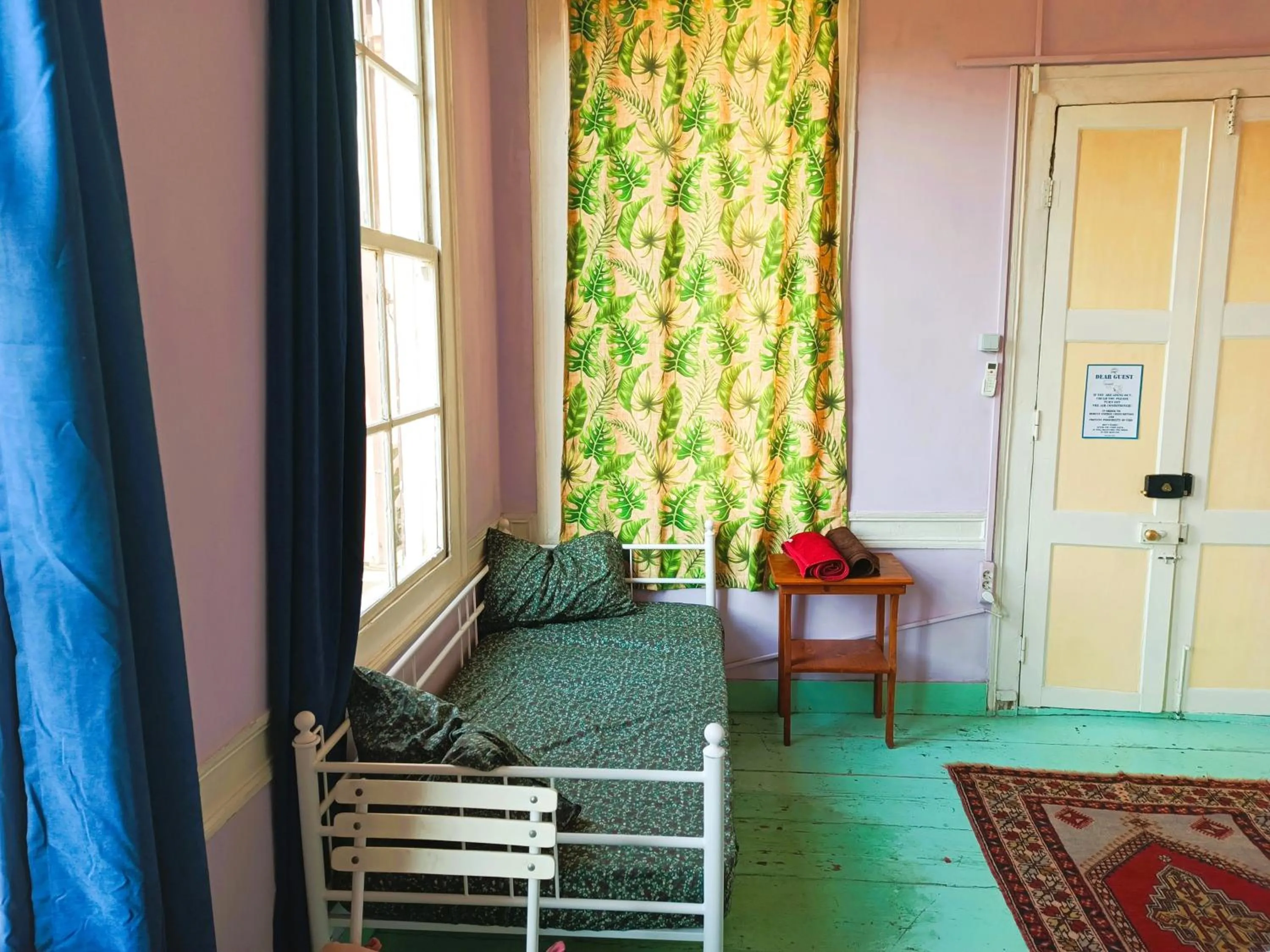 Seating area, Bed in Lotus Garden Hostel Izmir