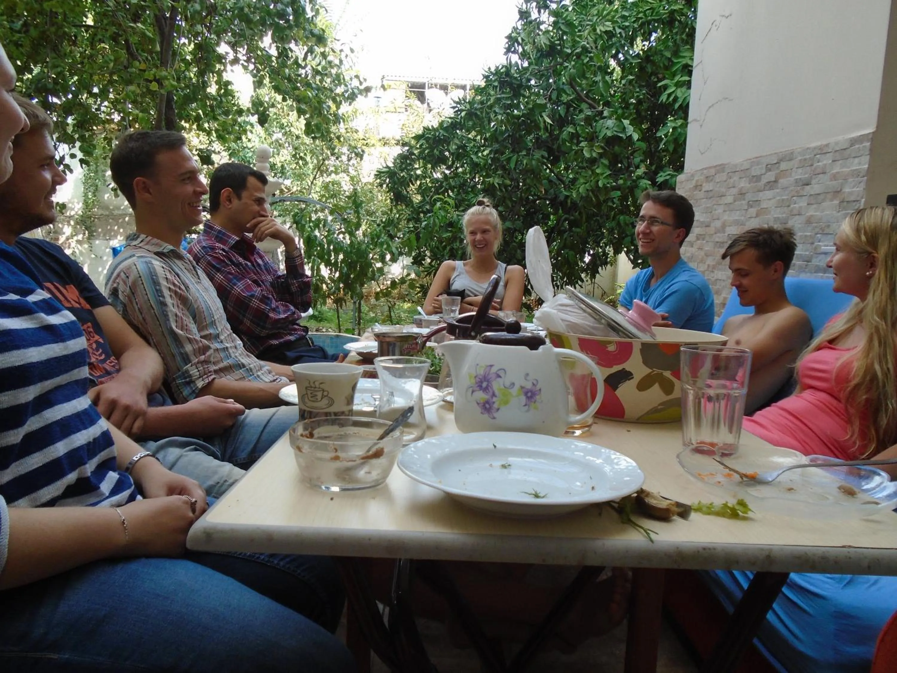 Garden in Lotus Garden Hostel Izmir