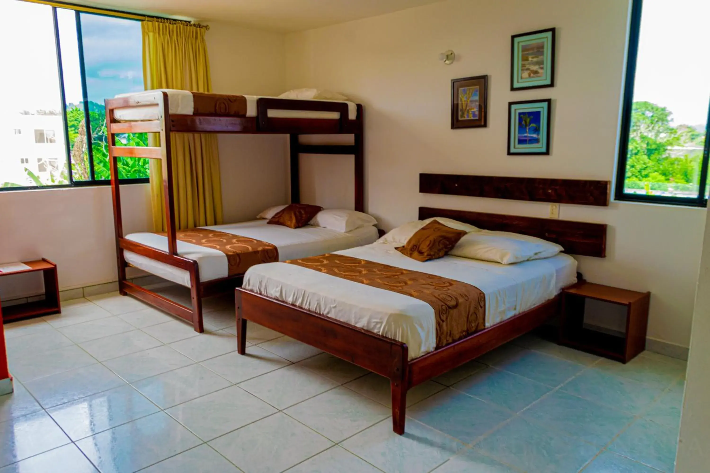 Comfort Quadruple Room in Hotel RC Tonsupa Comfort Quadruple Room in Hotel RC Tonsupa