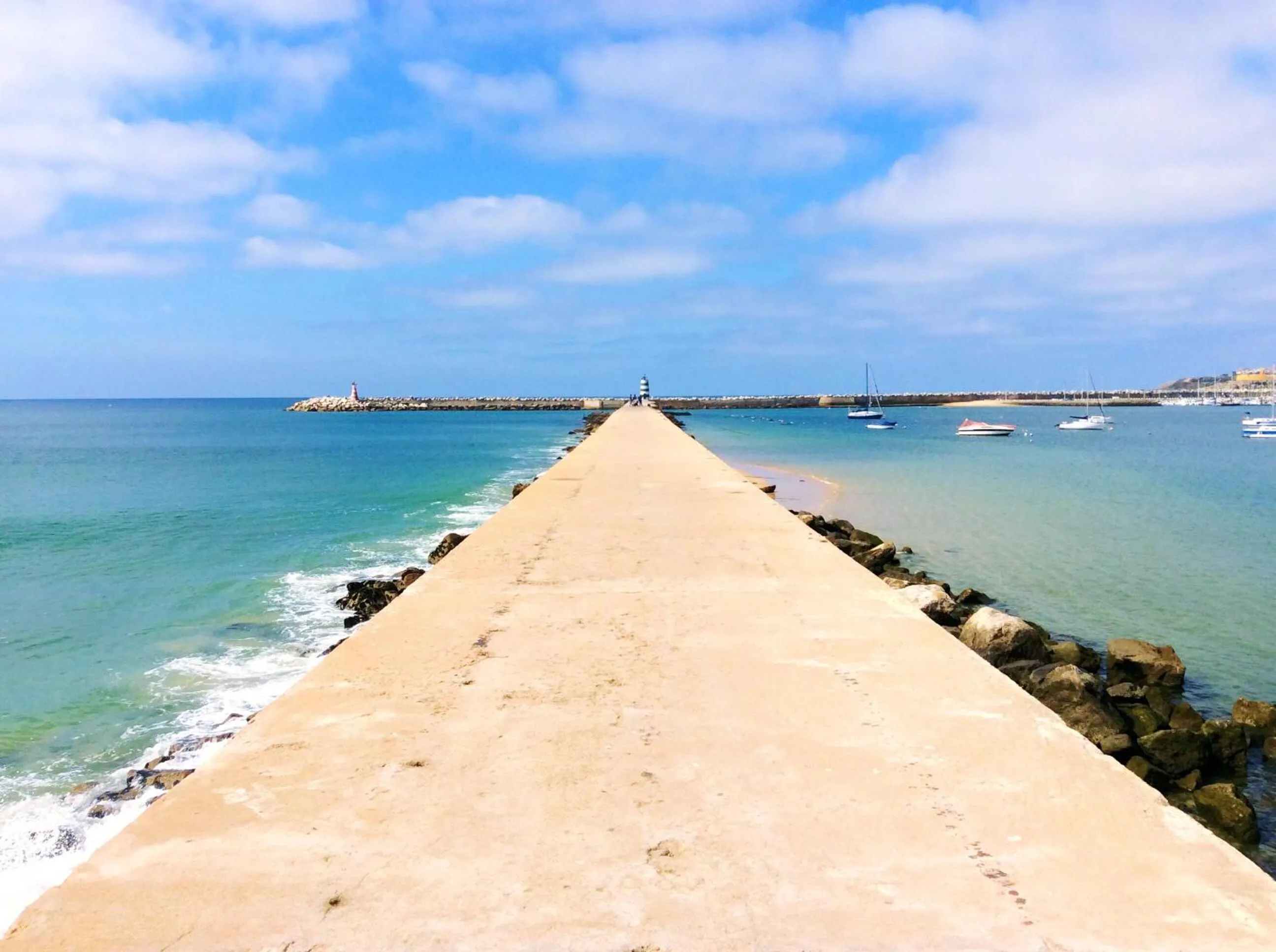 Natural landscape in FreeSurfCamp