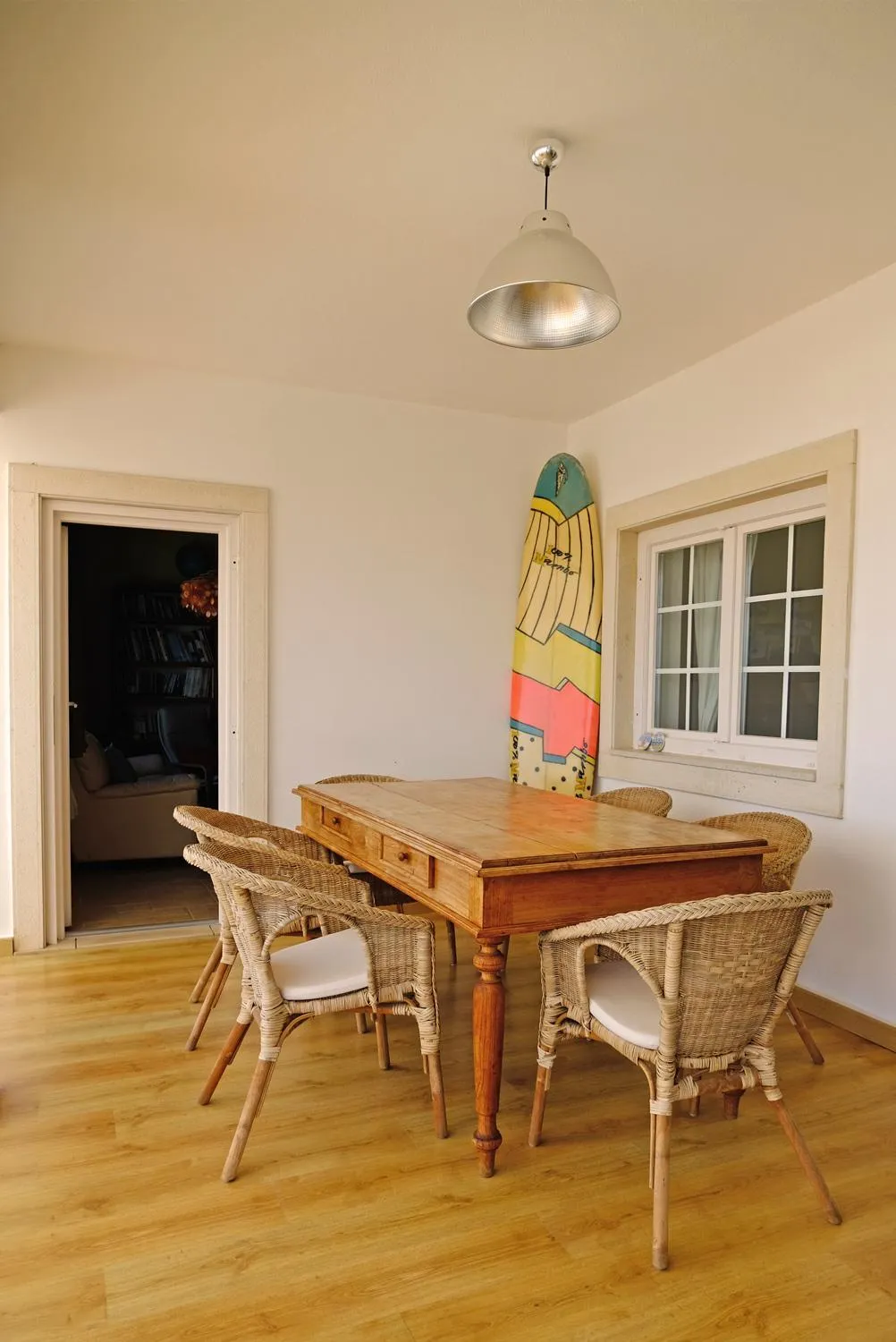 Dining area in FreeSurfCamp