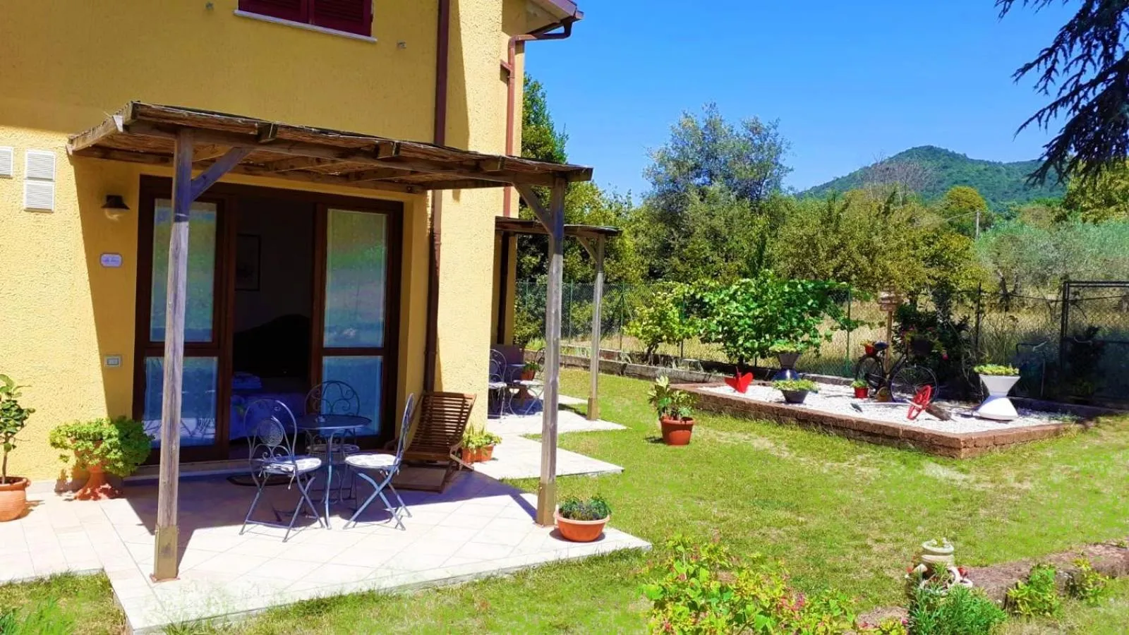 Patio in B&B Il Pizzagiallo
