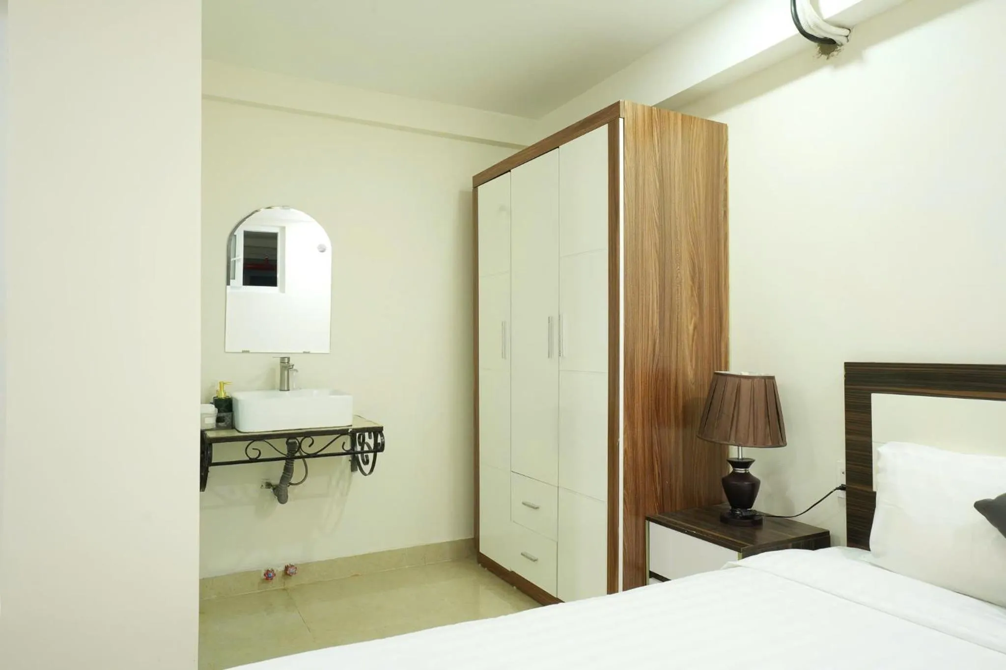 TV and multimedia, Bed in An Nam Paradise Dalat