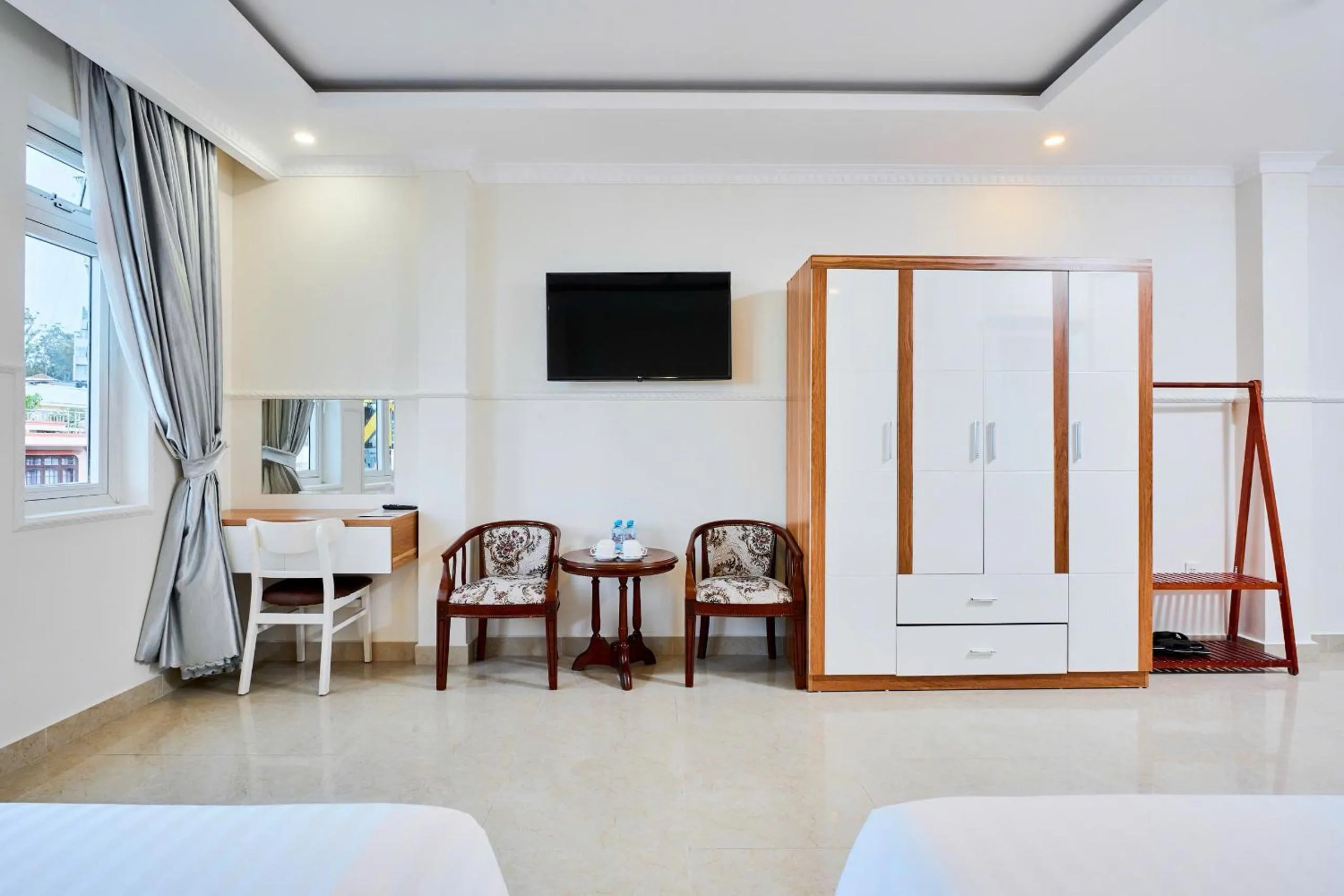 TV and multimedia, Bed in An Nam Paradise Dalat