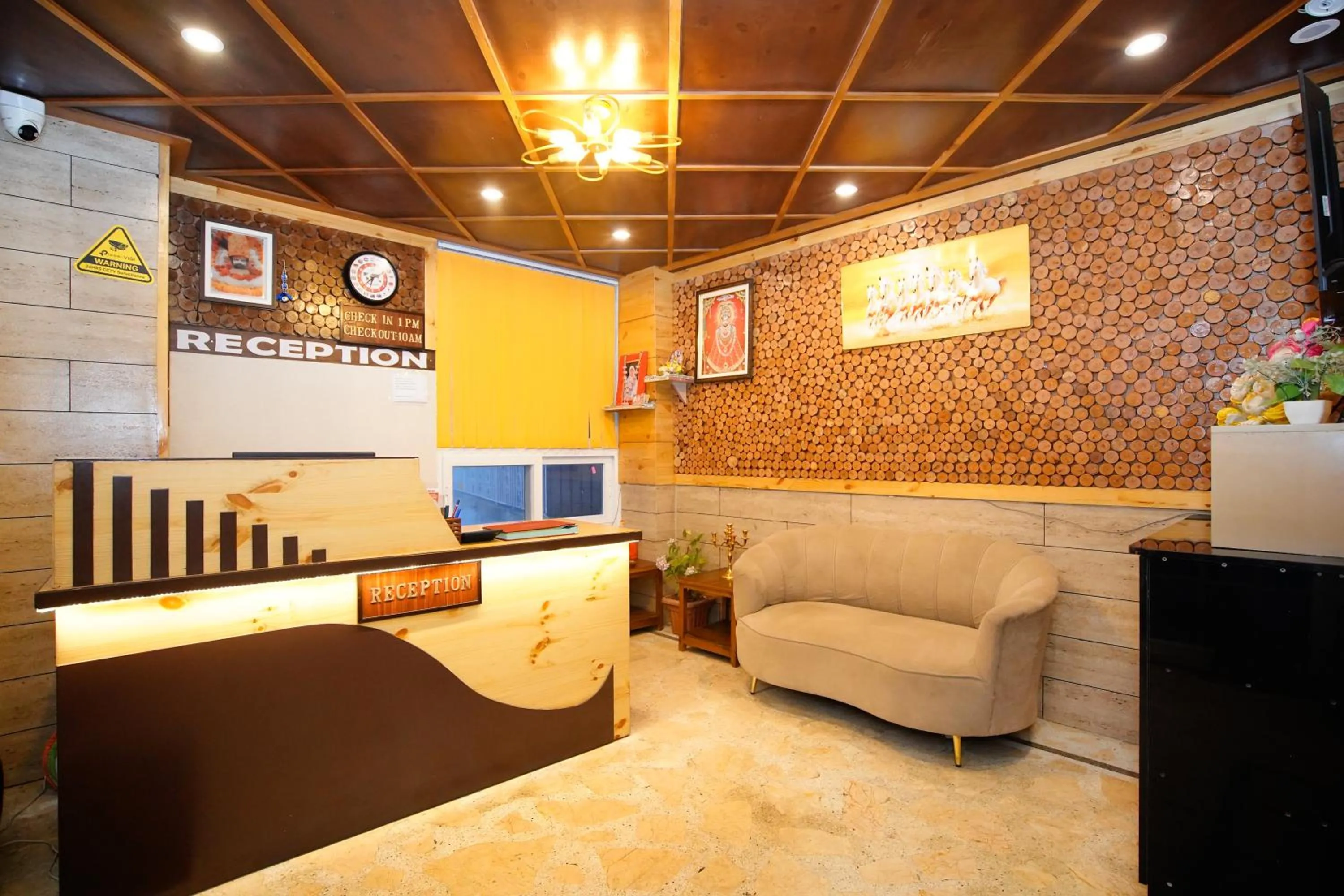 Lobby or reception in The Landour Wood House