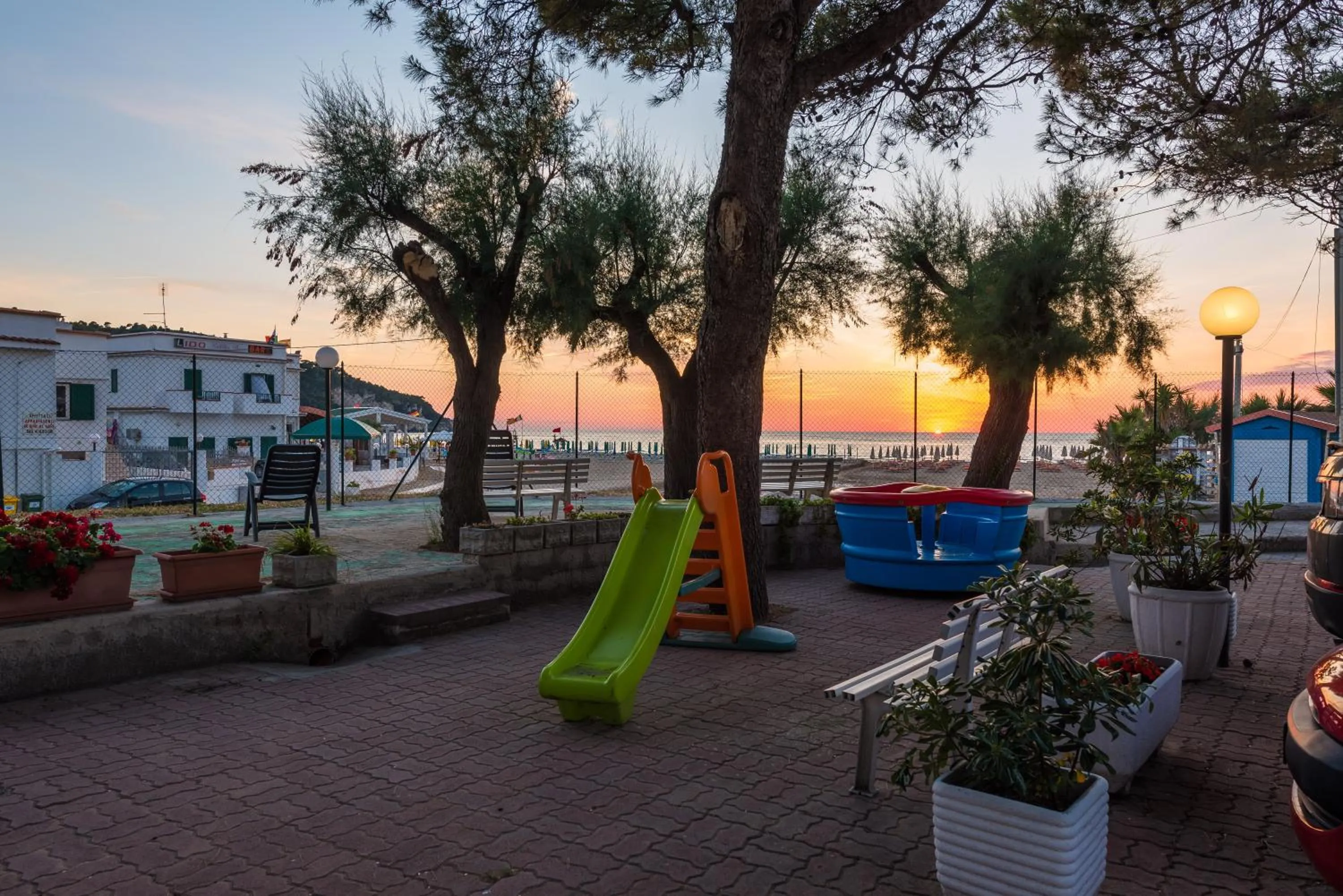 Entertainment in Albergo Villa A Mare