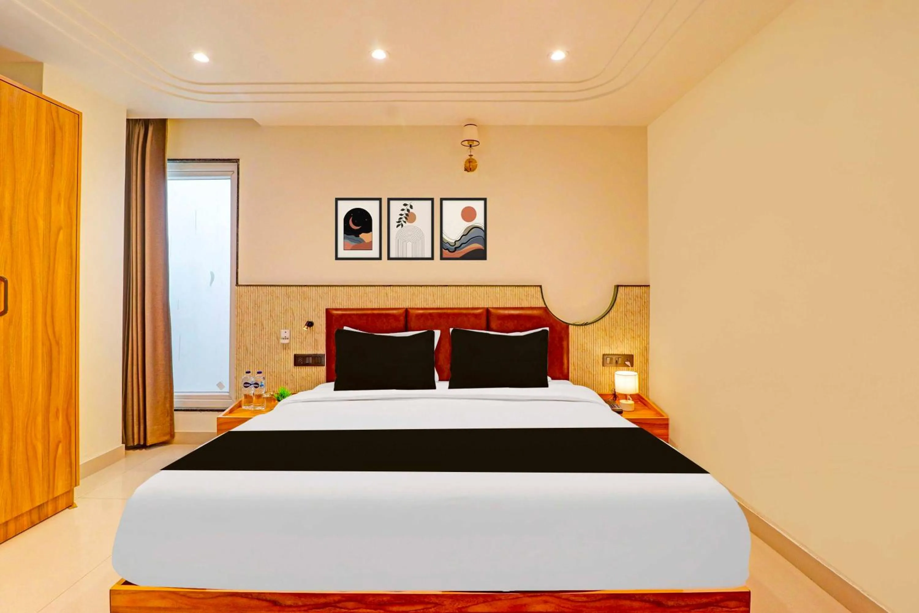 Townhouse Oak Patel Nagar Dehradun Railway Junction
