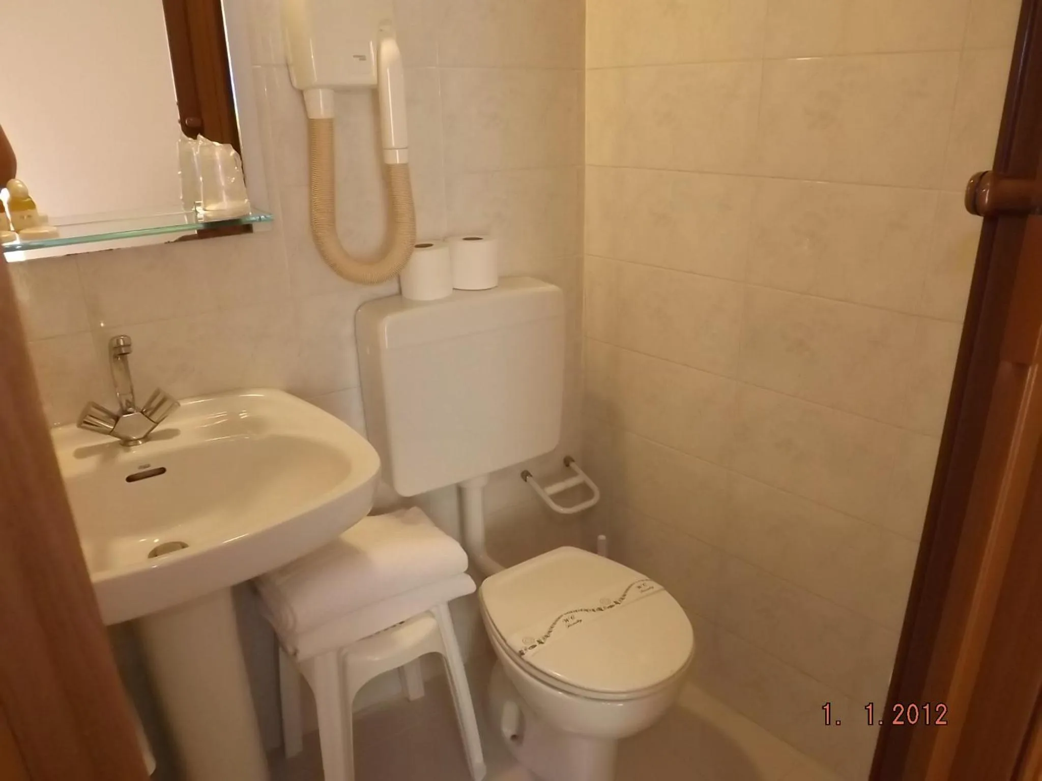 Bathroom in Albergo Dal Baffo