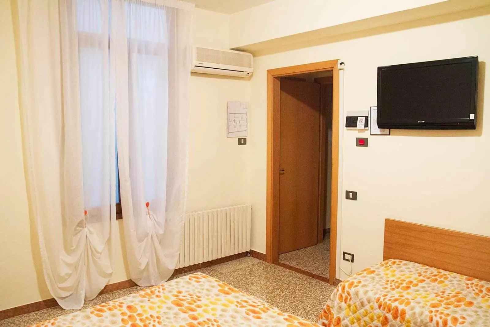 TV and multimedia in Albergo Dal Baffo