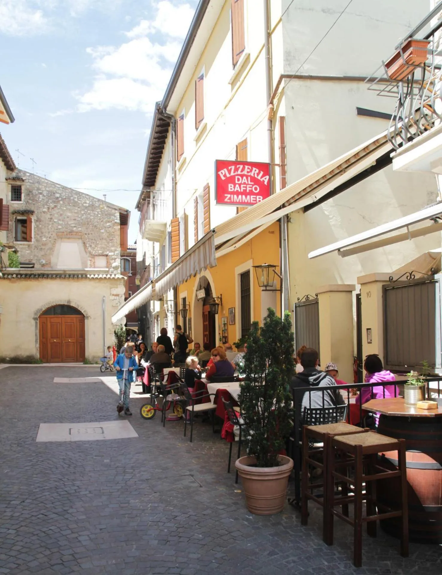 Restaurant/places to eat in Albergo Dal Baffo