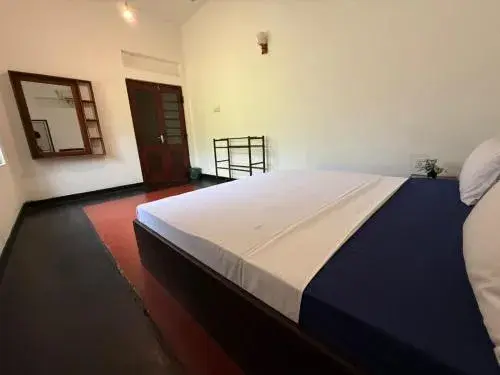 Double Room with Private Bathroom - single occupancy in Mango Three Resort Double Room with Private Bathroom - single occupancy in Mango Three Resort