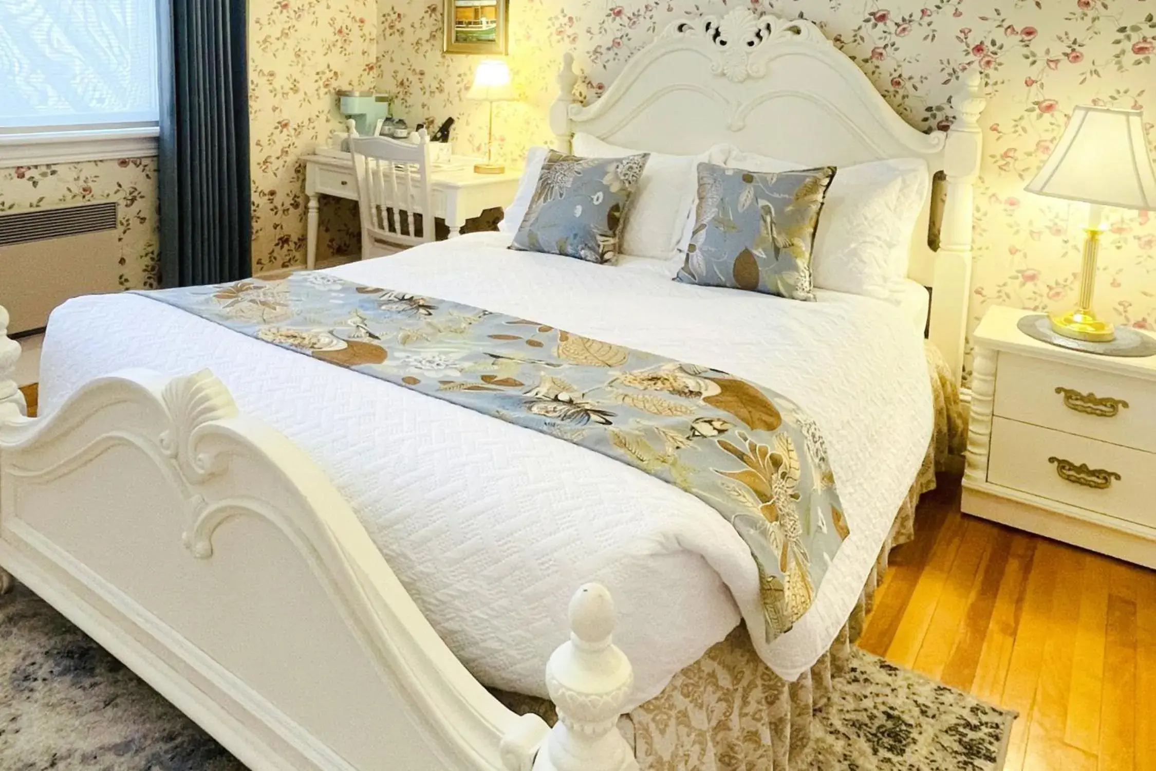 Small Double Room - single occupancy in The Eden Hall Inn Small Double Room - single occupancy in The Eden Hall Inn