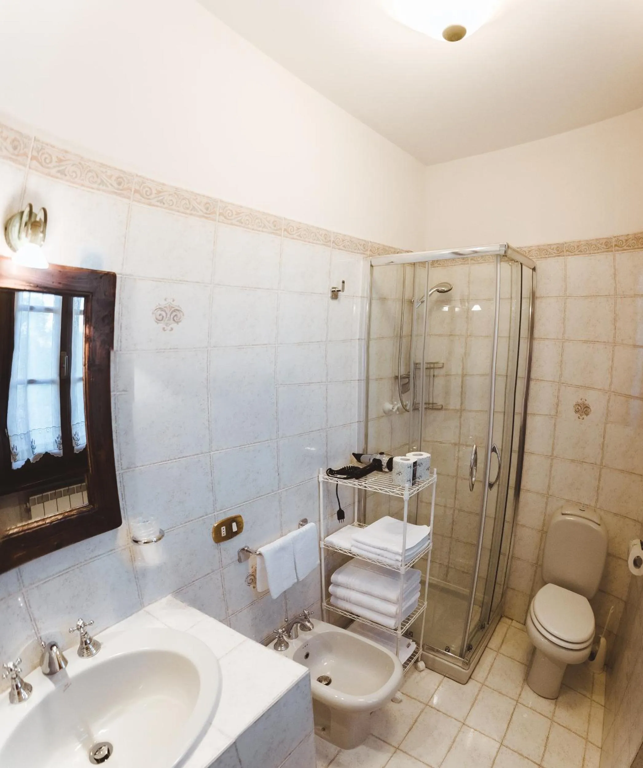 Shower in Agriturismo Le Anfore