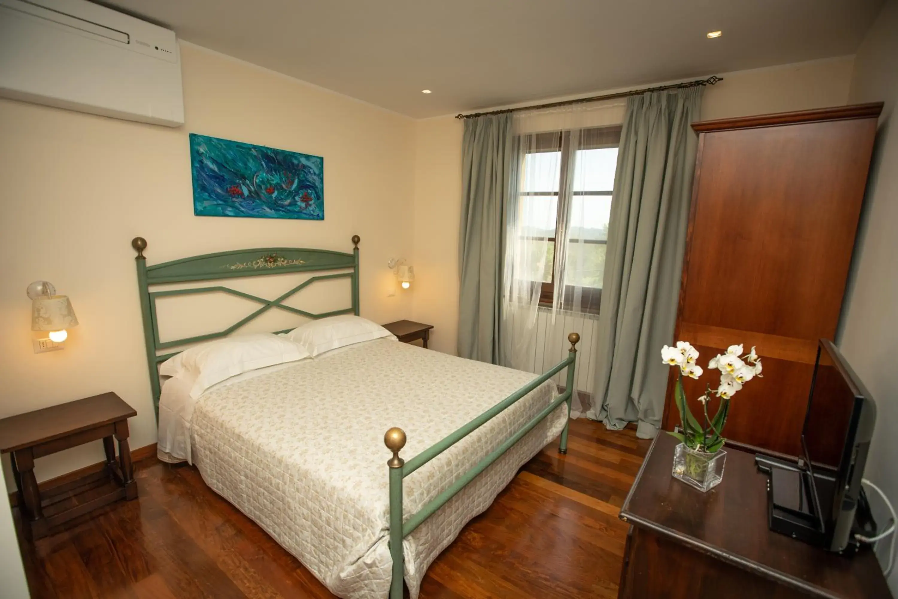 Photo of the whole room, Bed in Agriturismo Le Anfore Photo of the whole room, Bed in Agriturismo Le Anfore