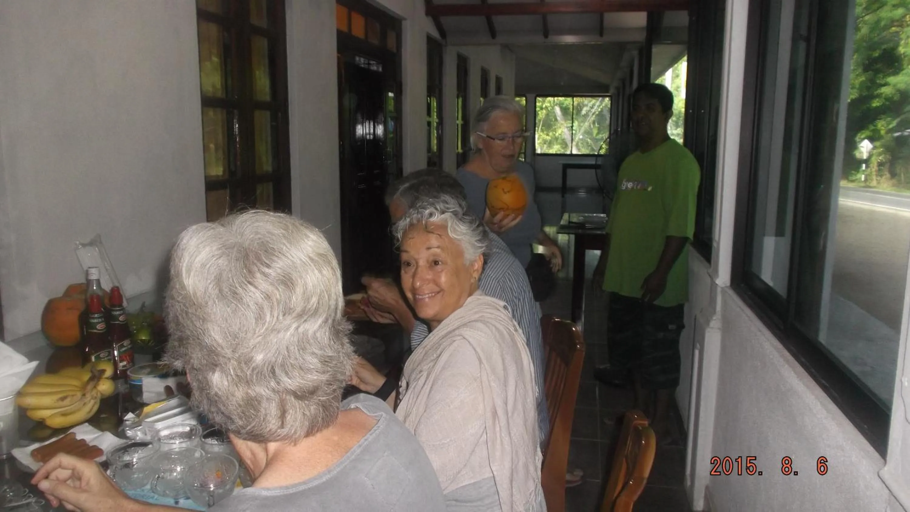 Food and drinks in Anura Guest Inn