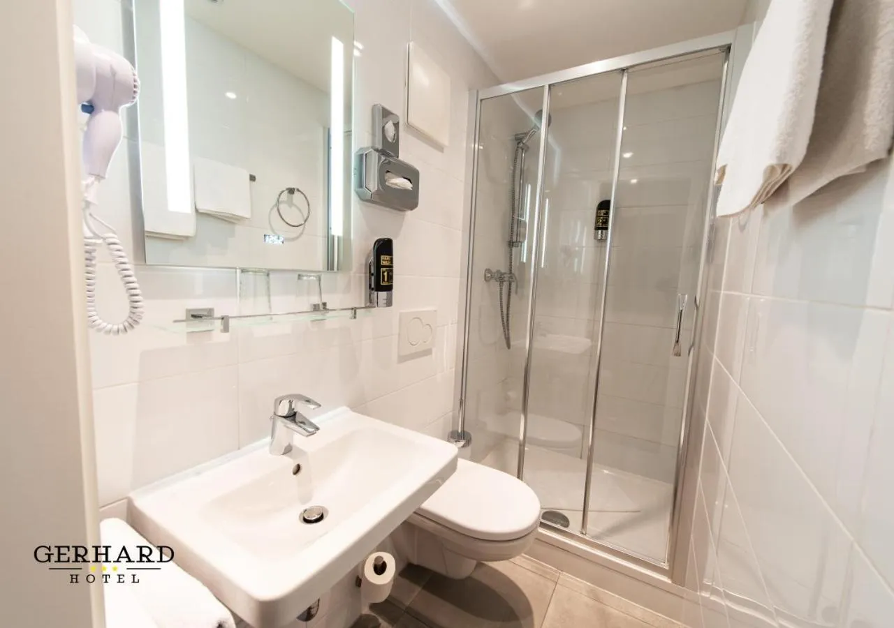 Bathroom in Hotel Gerhard