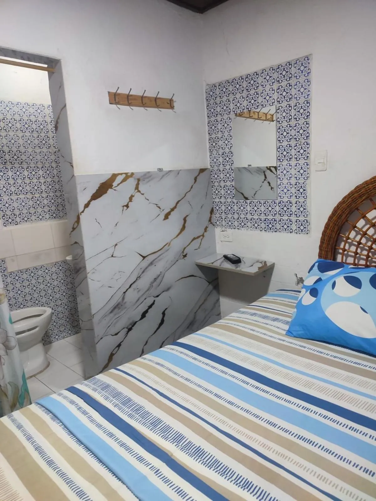 Property building, Bed in Hostal Marhú