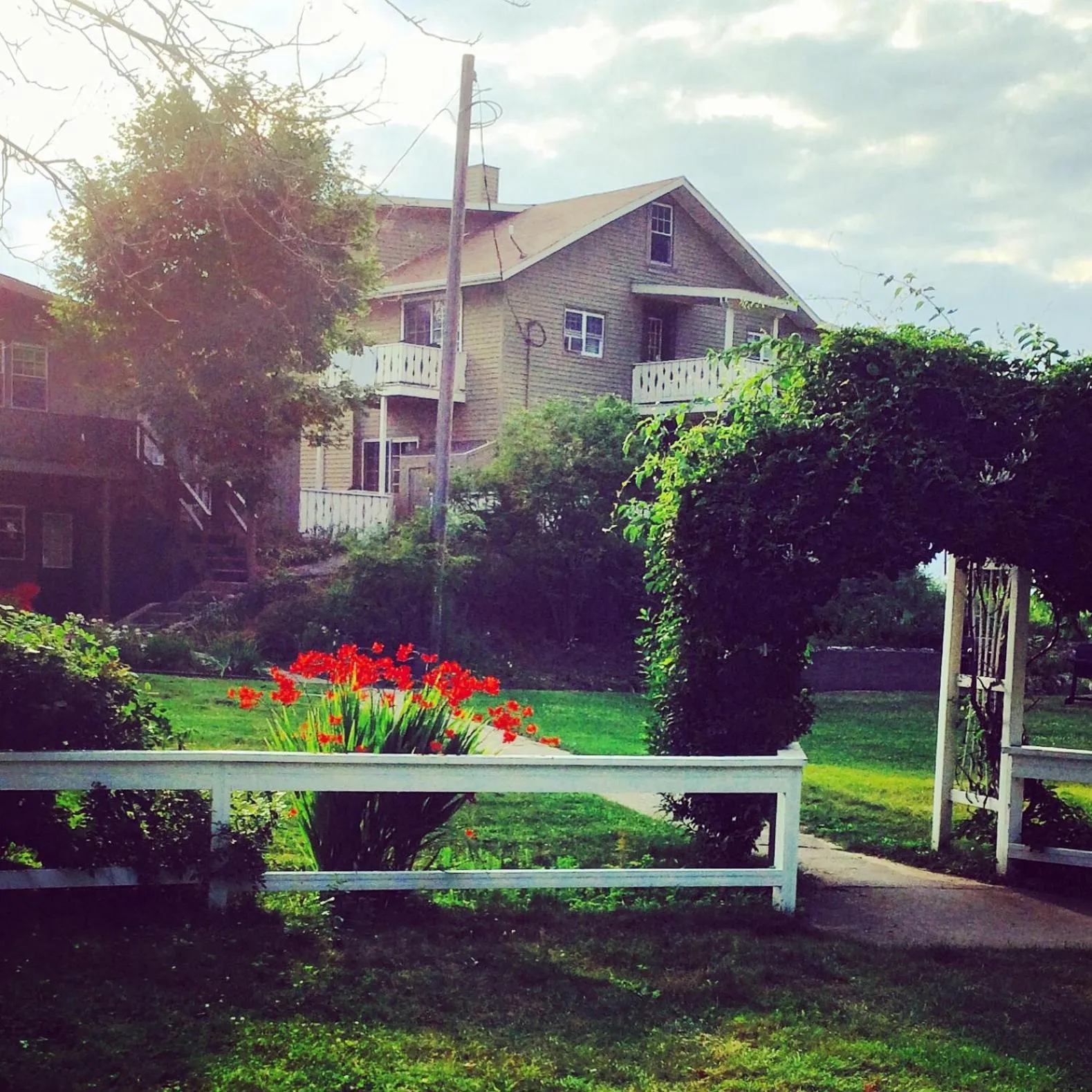 Property building in Michillinda Lodge Resort