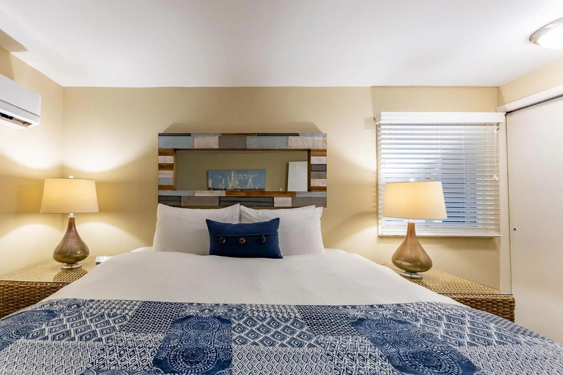 Bed in Michillinda Lodge Resort