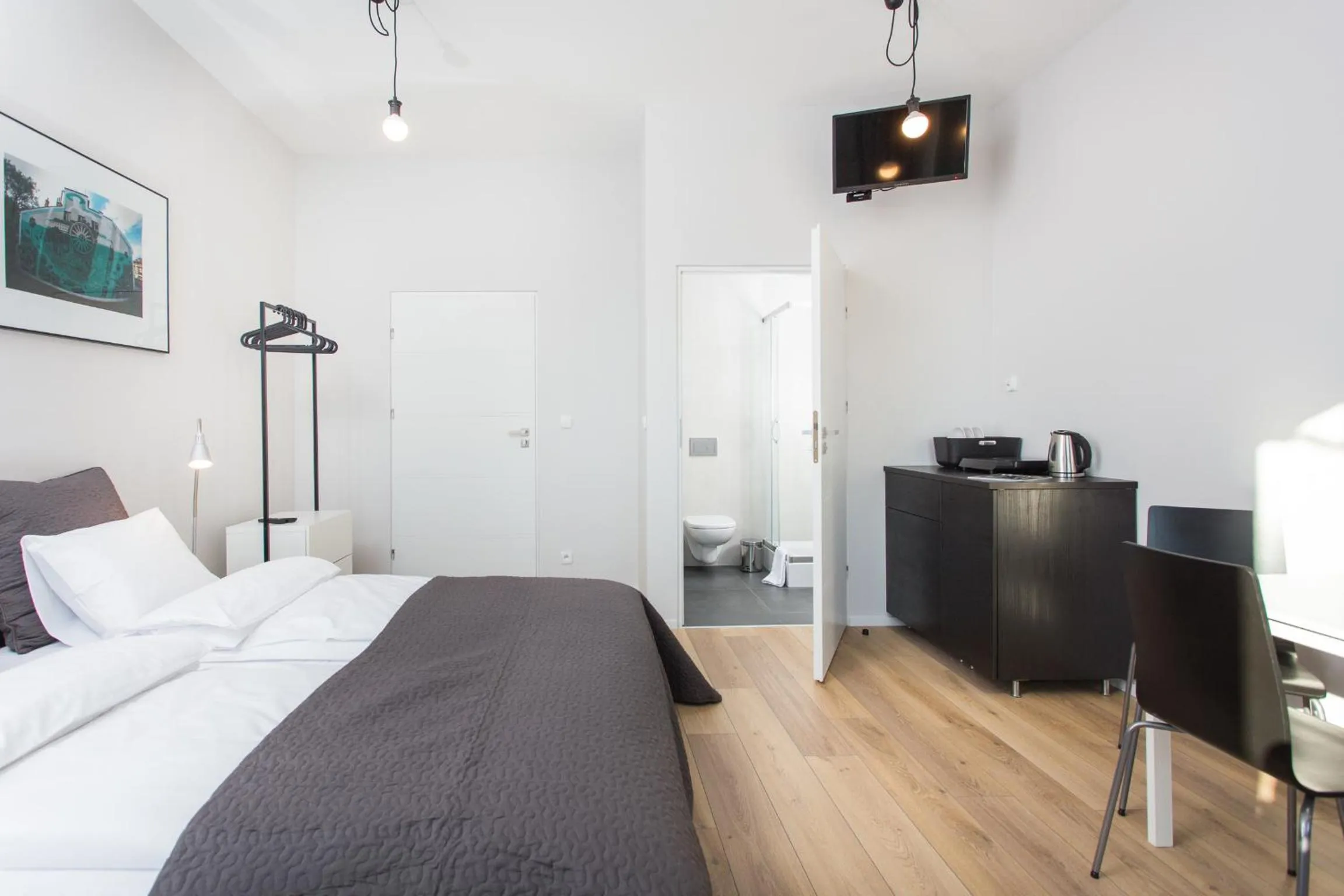 Photo of the whole room, Bed in Krakow B&B